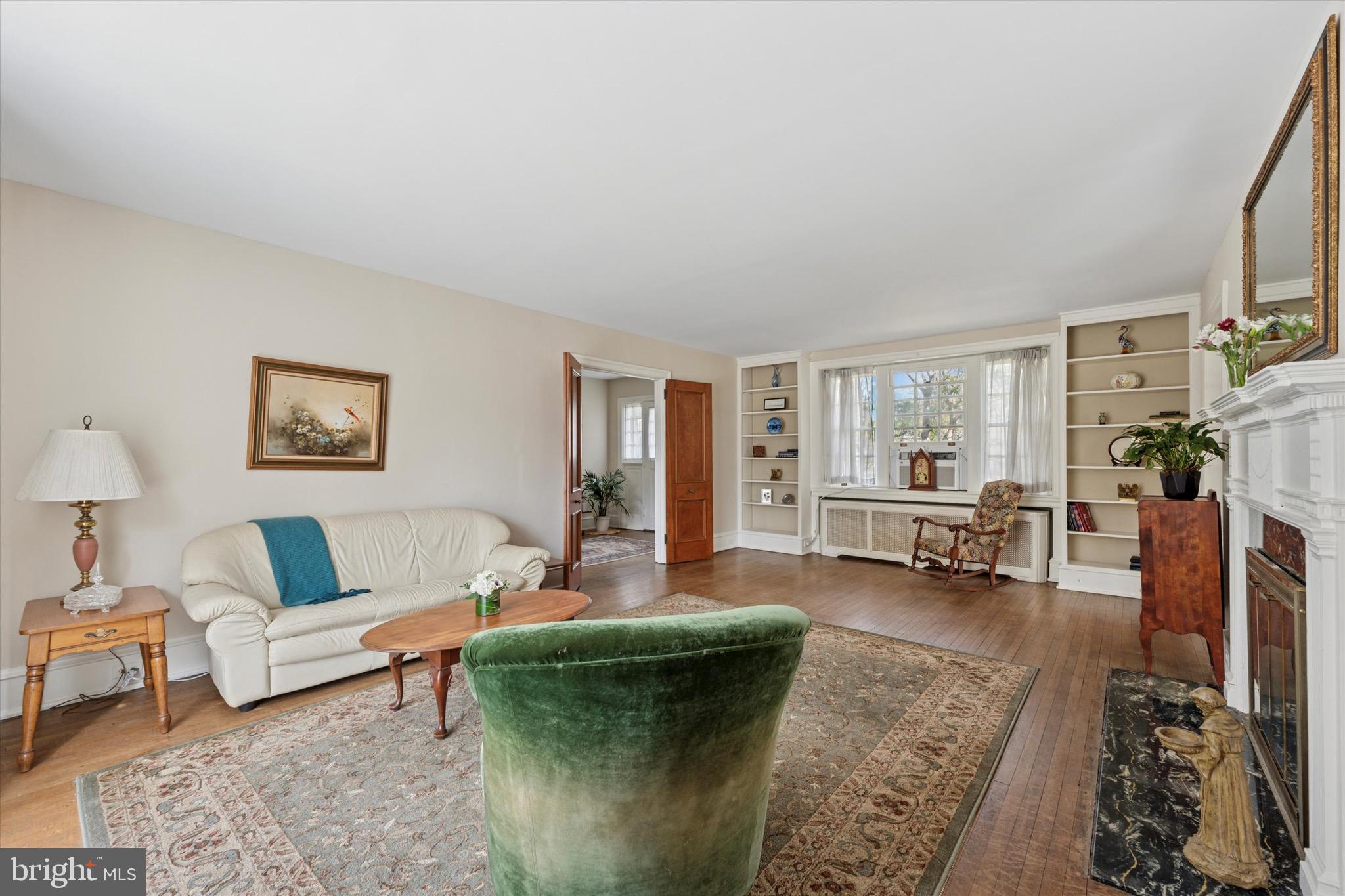 WYNNEWOOD - Residential