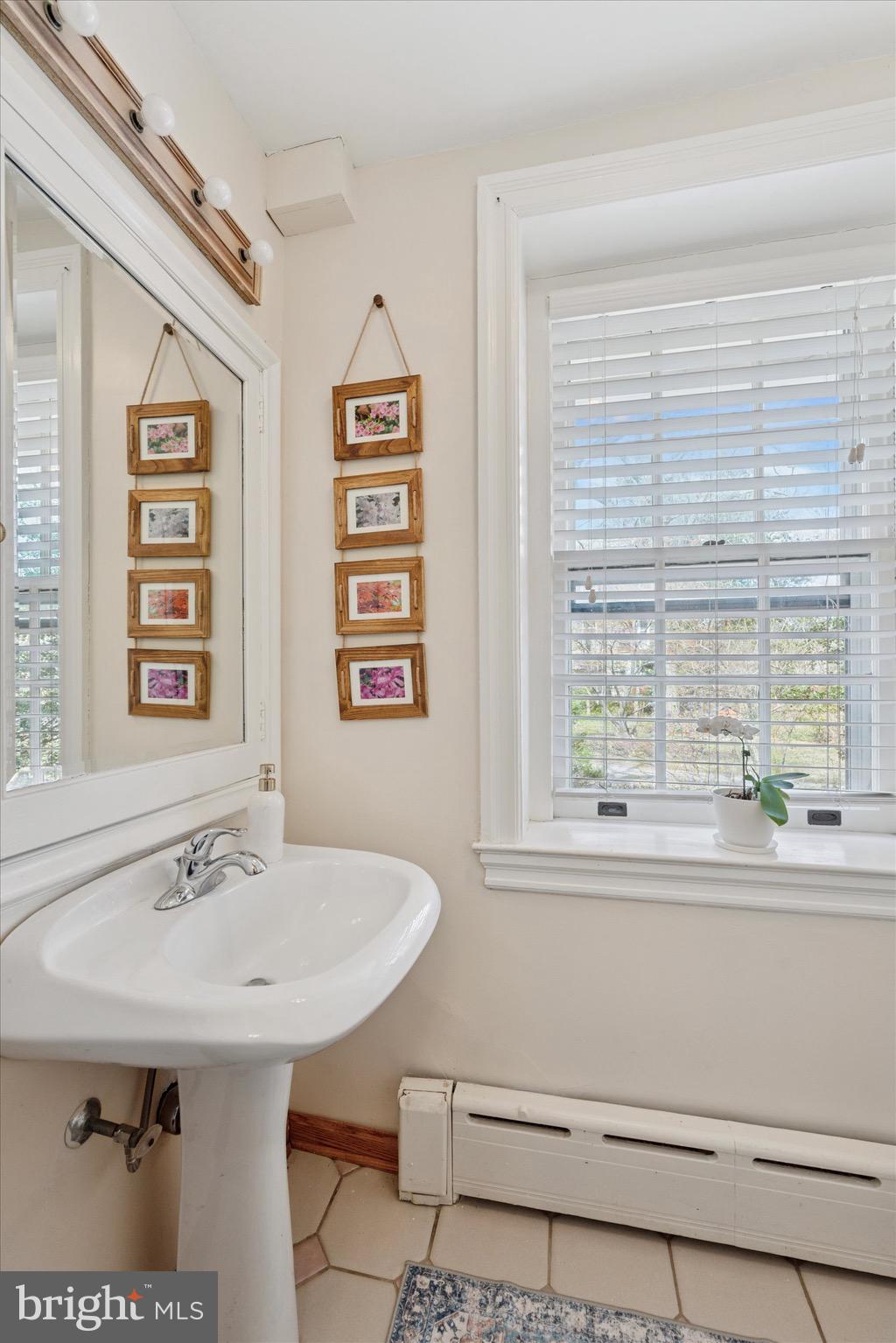 WYNNEWOOD - Residential