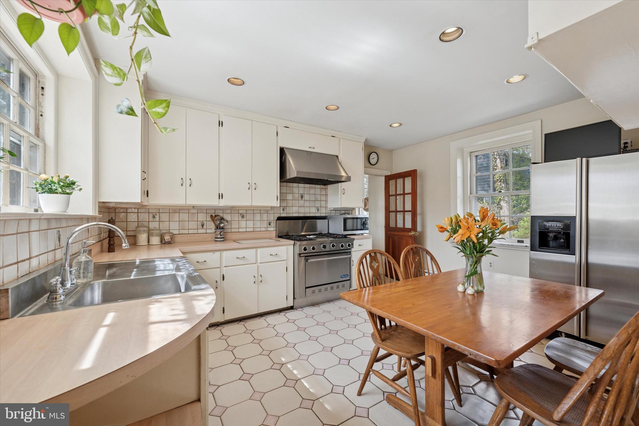 WYNNEWOOD - Residential