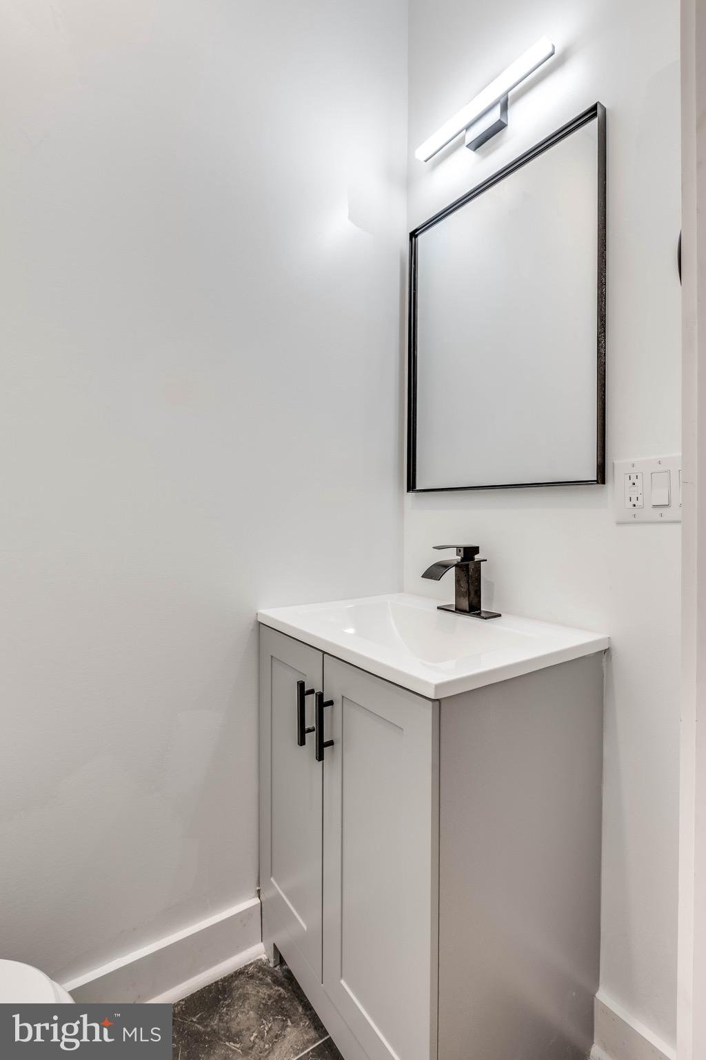 TEMPLE UNIVERSITY - Residential Lease