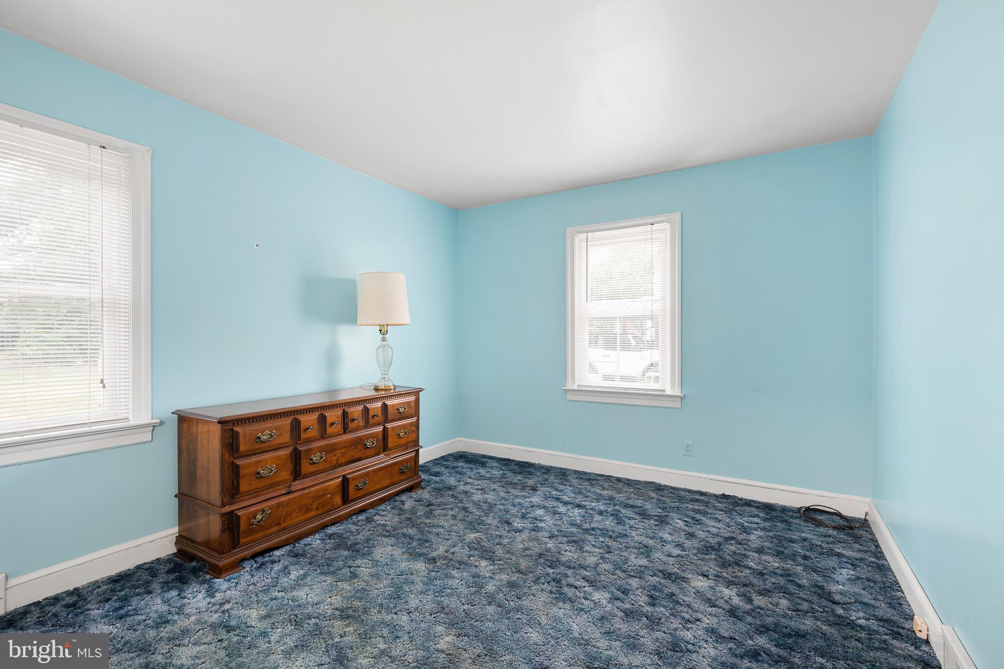 316 S DUPONT BOULEVARD