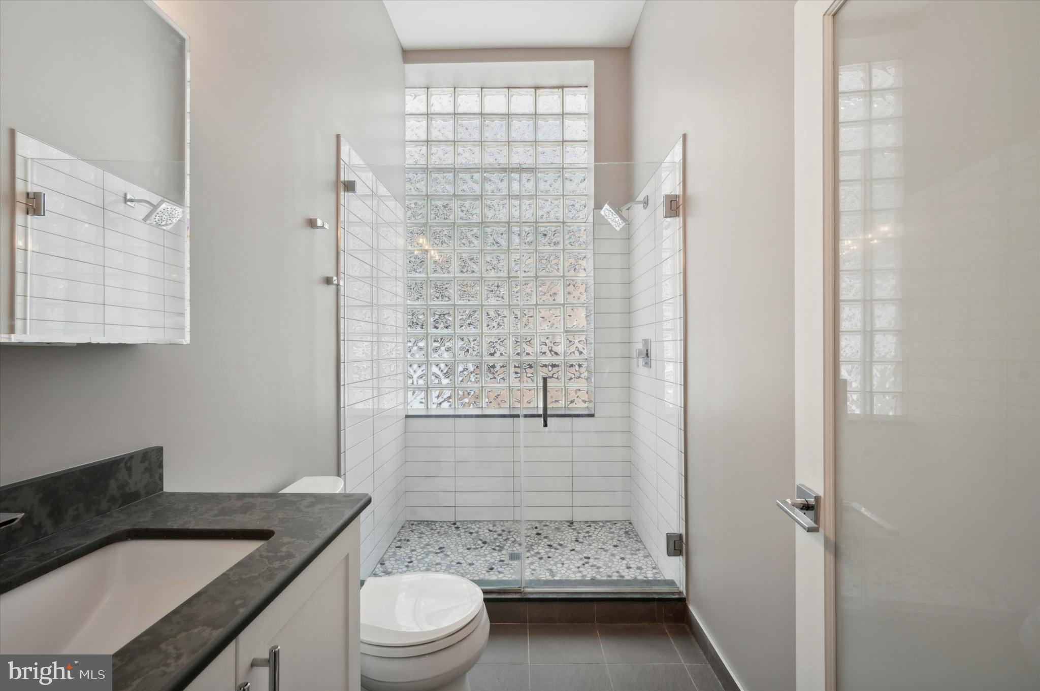 RITTENHOUSE SQUARE - Residential Lease