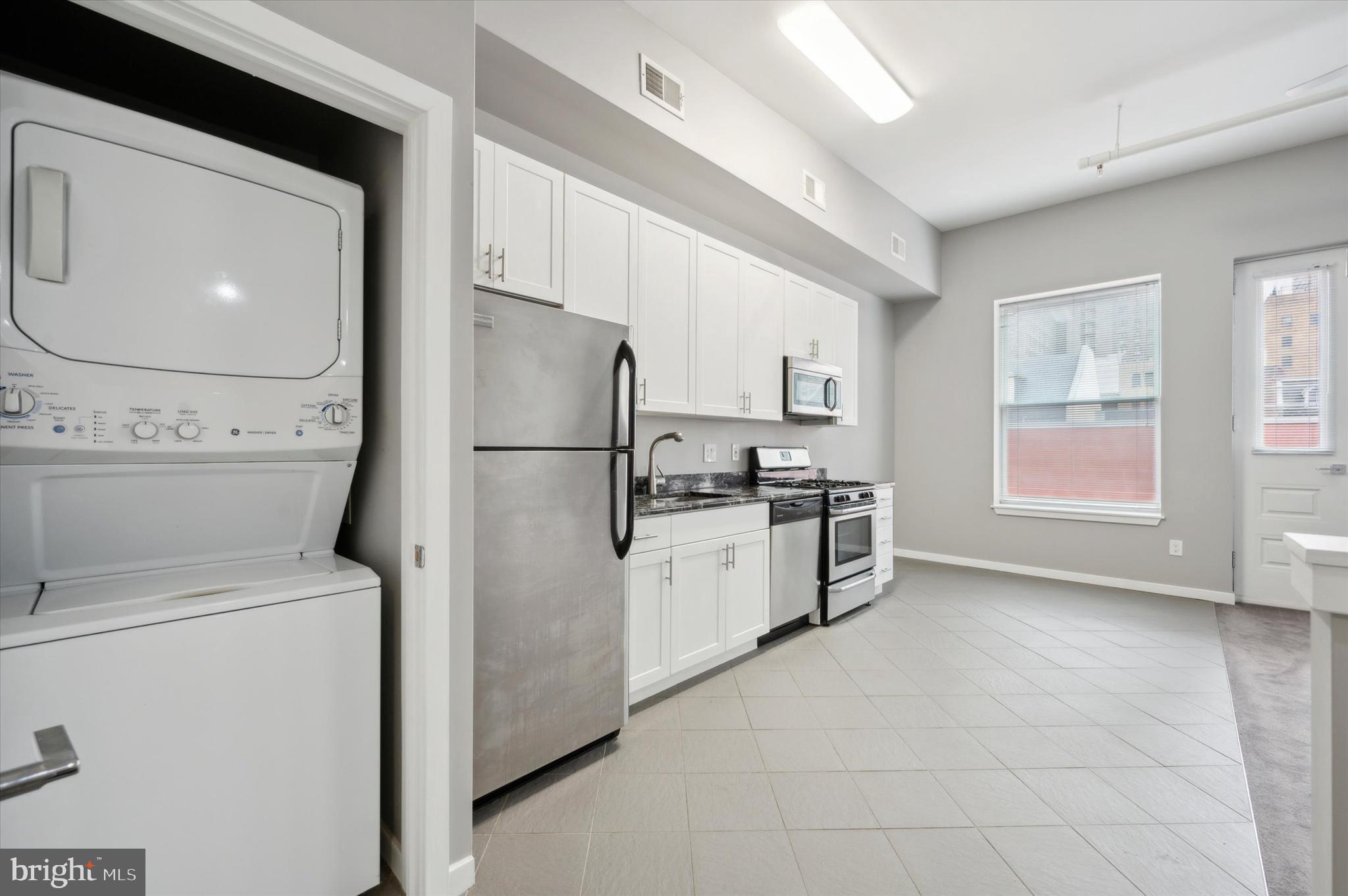 RITTENHOUSE SQUARE - Residential Lease