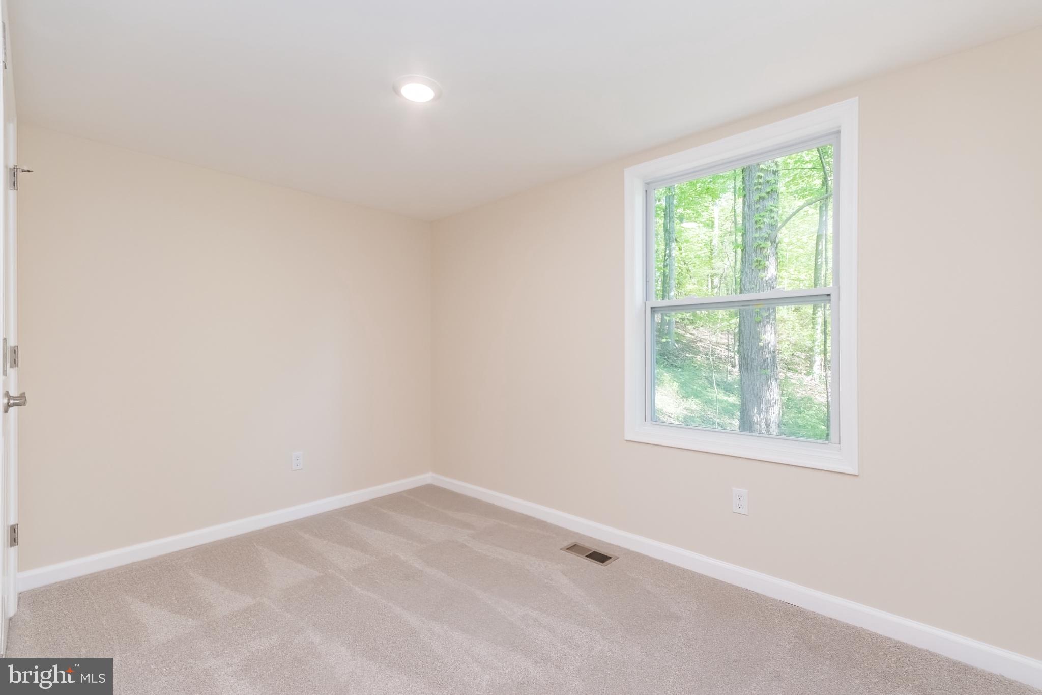 SLEEPY HOLLOW - Residential