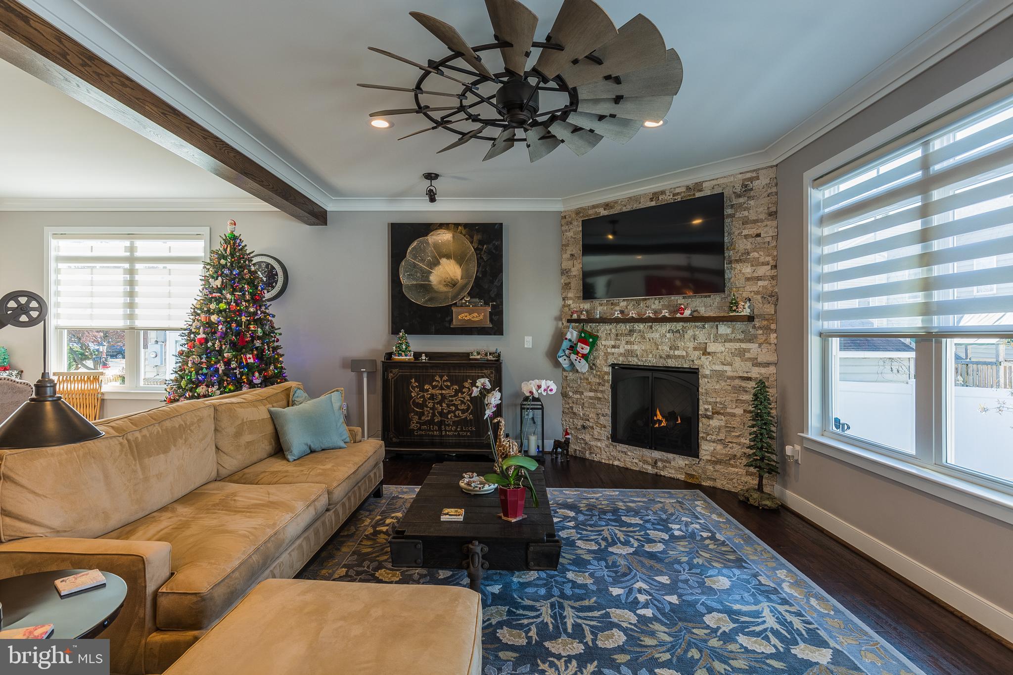 FAIRFAX - Residential