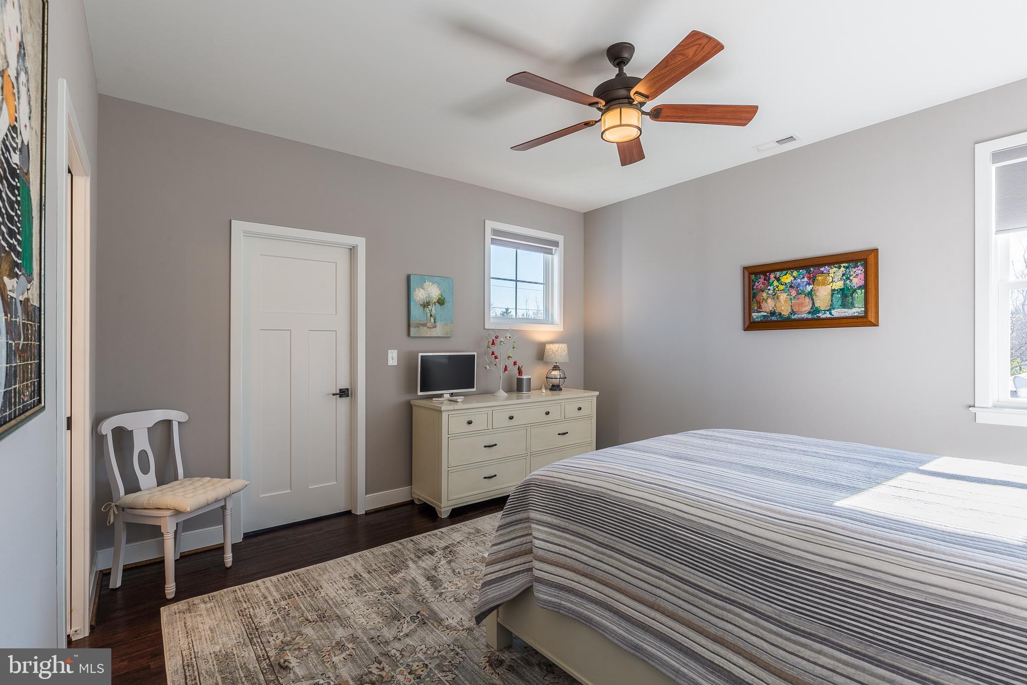 FAIRFAX - Residential