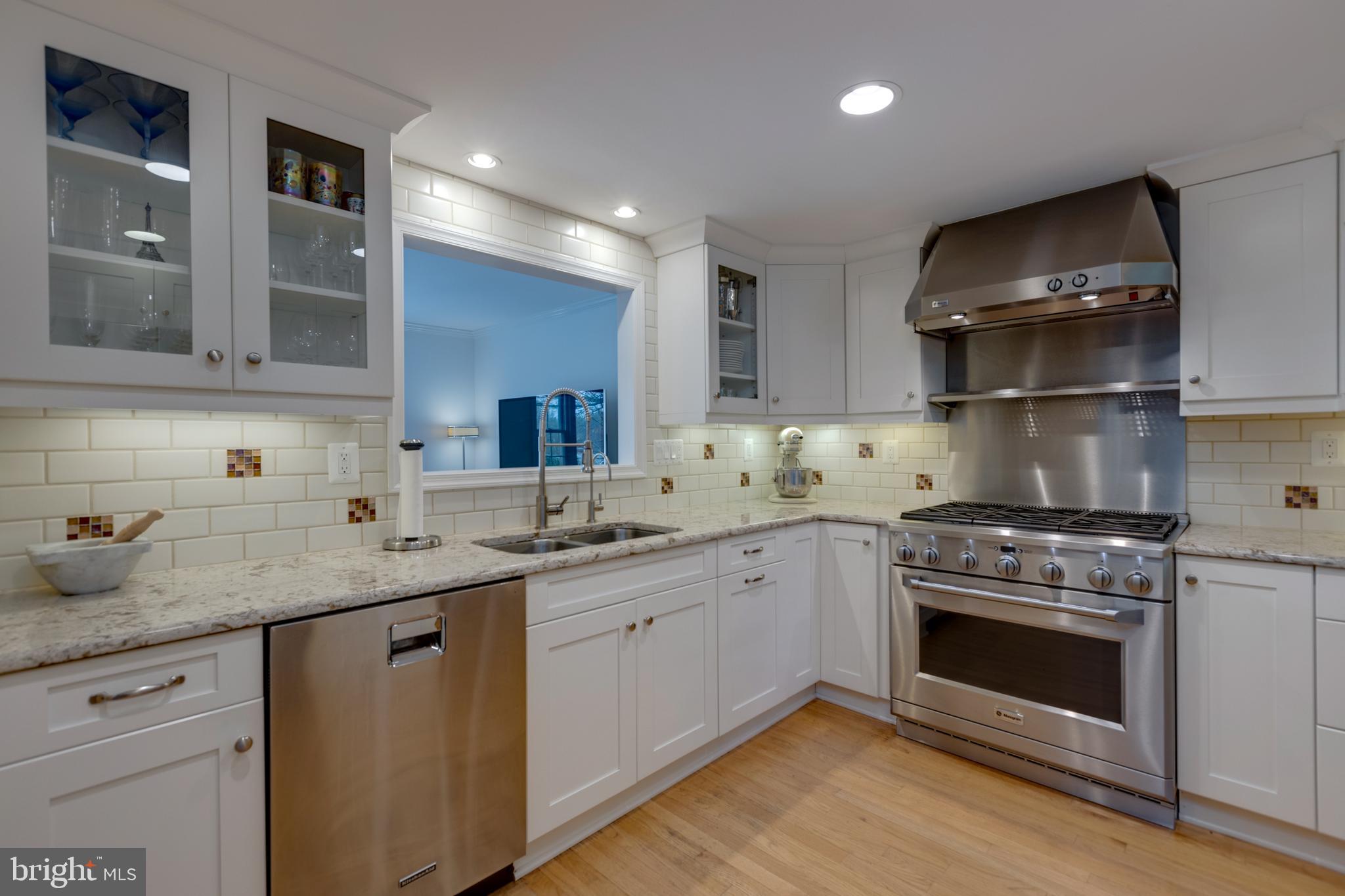 STONEHURST - Residential