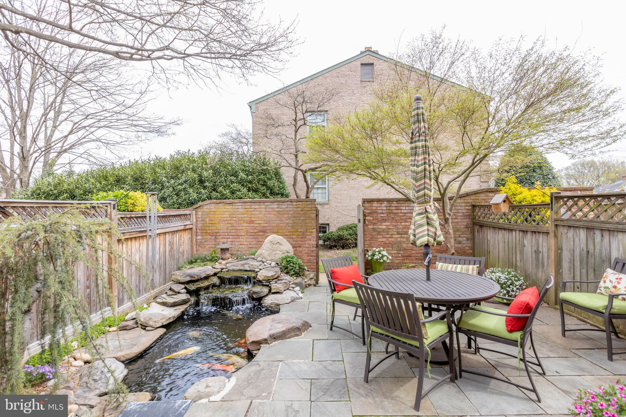 STONEHURST - Residential