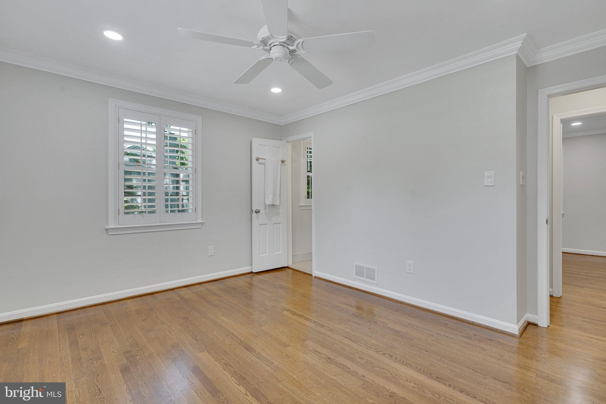 WAYNEWOOD - Residential