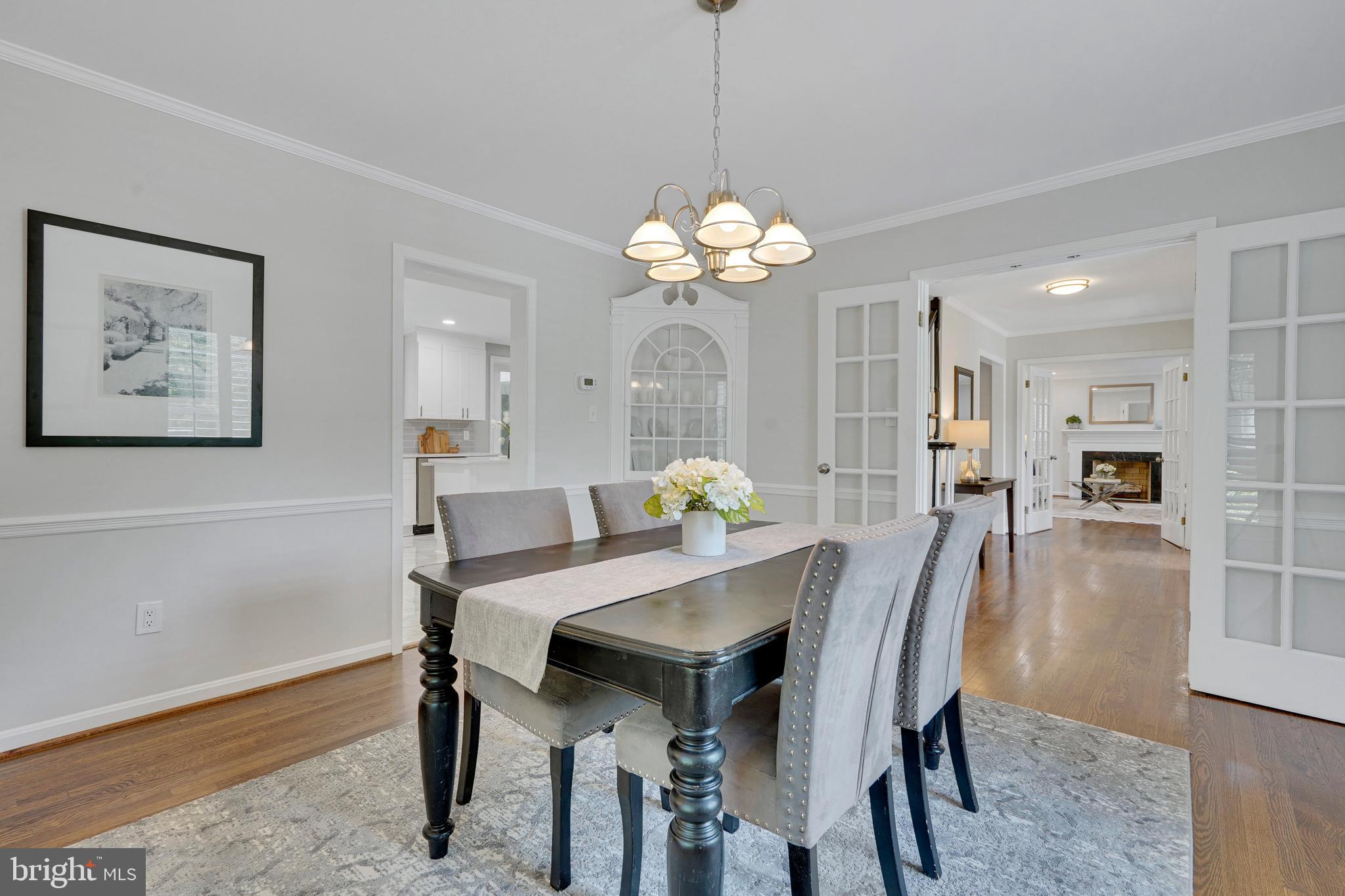 WAYNEWOOD - Residential