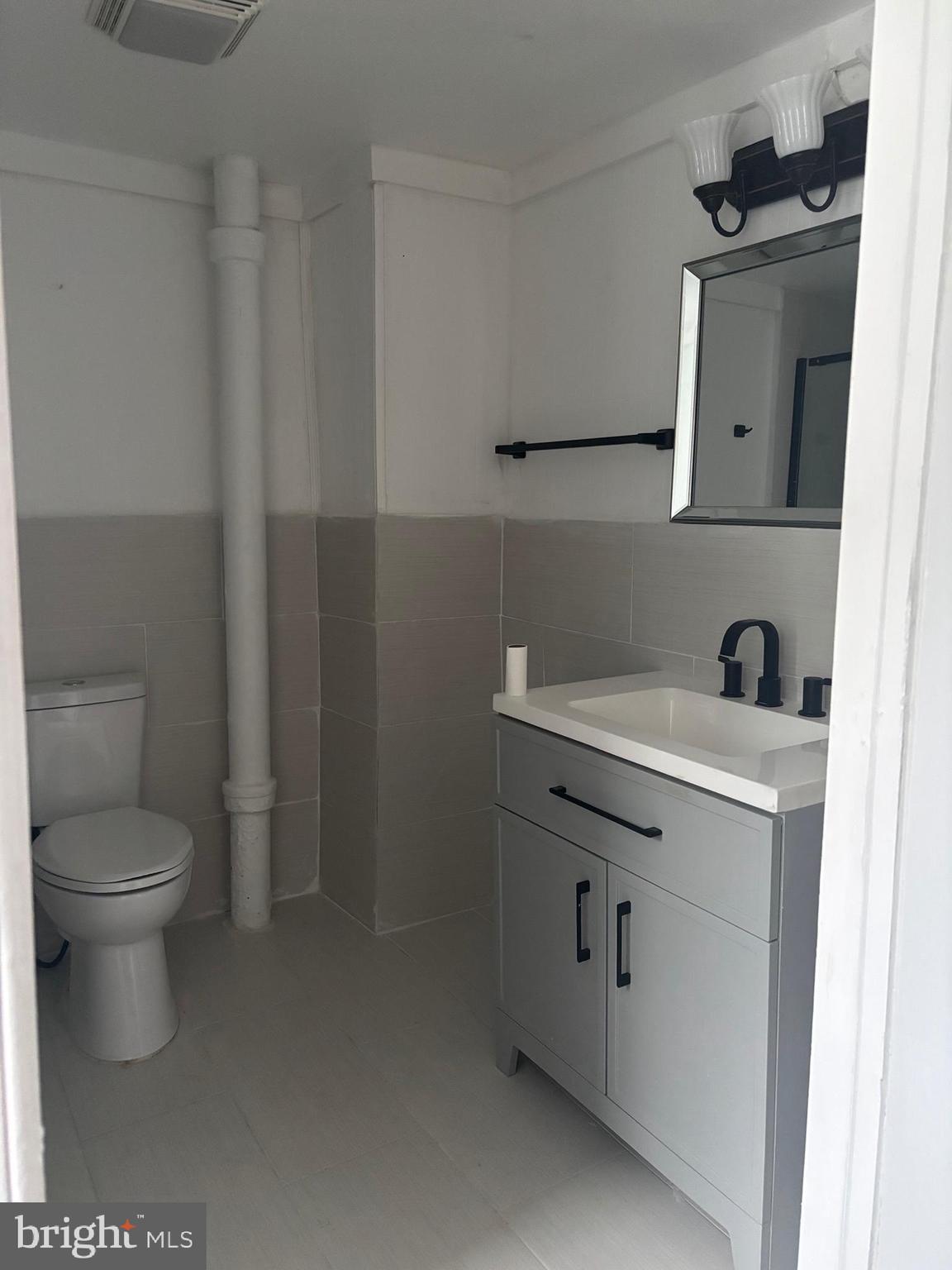 SOUTHWEST READING - Residential Lease