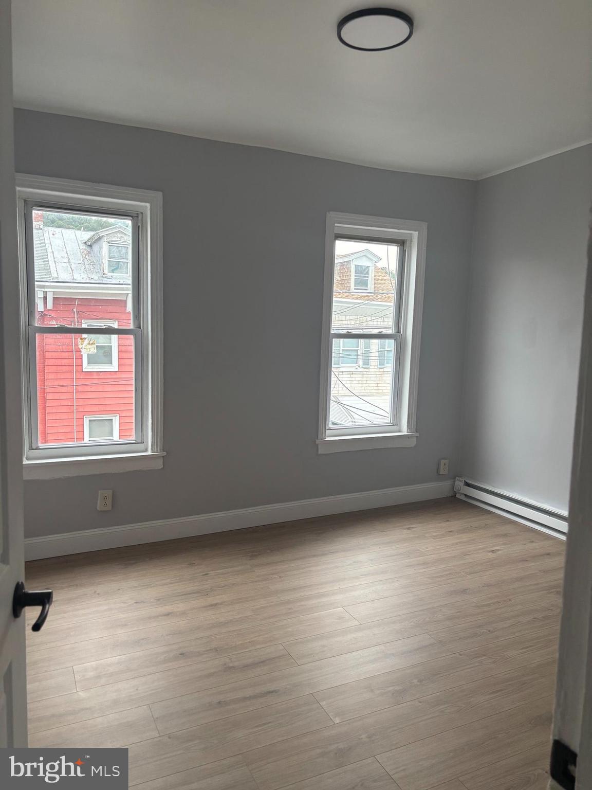 SOUTHWEST READING - Residential Lease