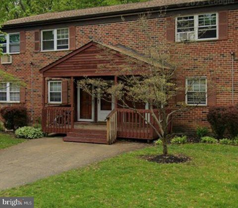 806 GARNET DRIVE BURLINGTON NJ 08016