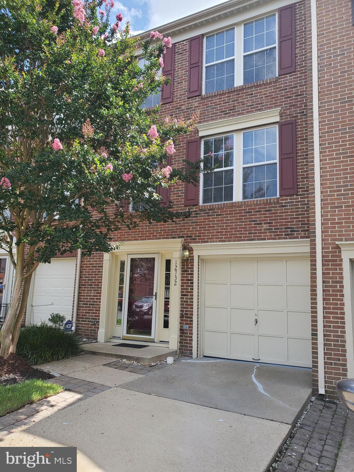 THE GLEN - Residential Lease