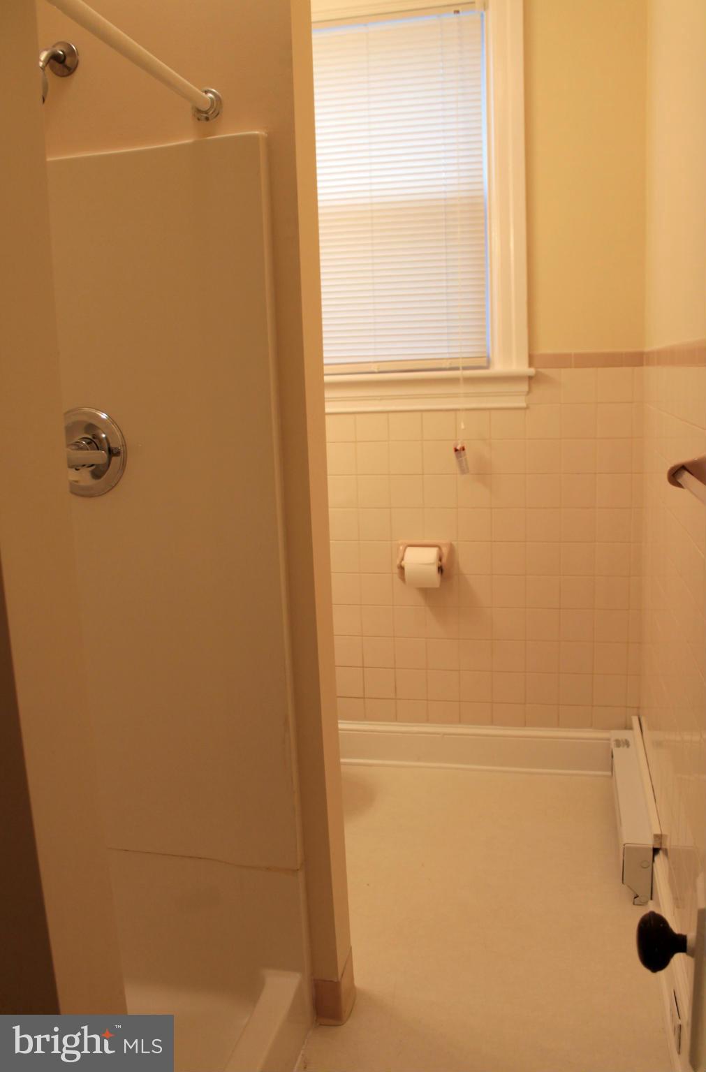 ARTS & ENTERTAINMENT DISTRICT - Residential Lease