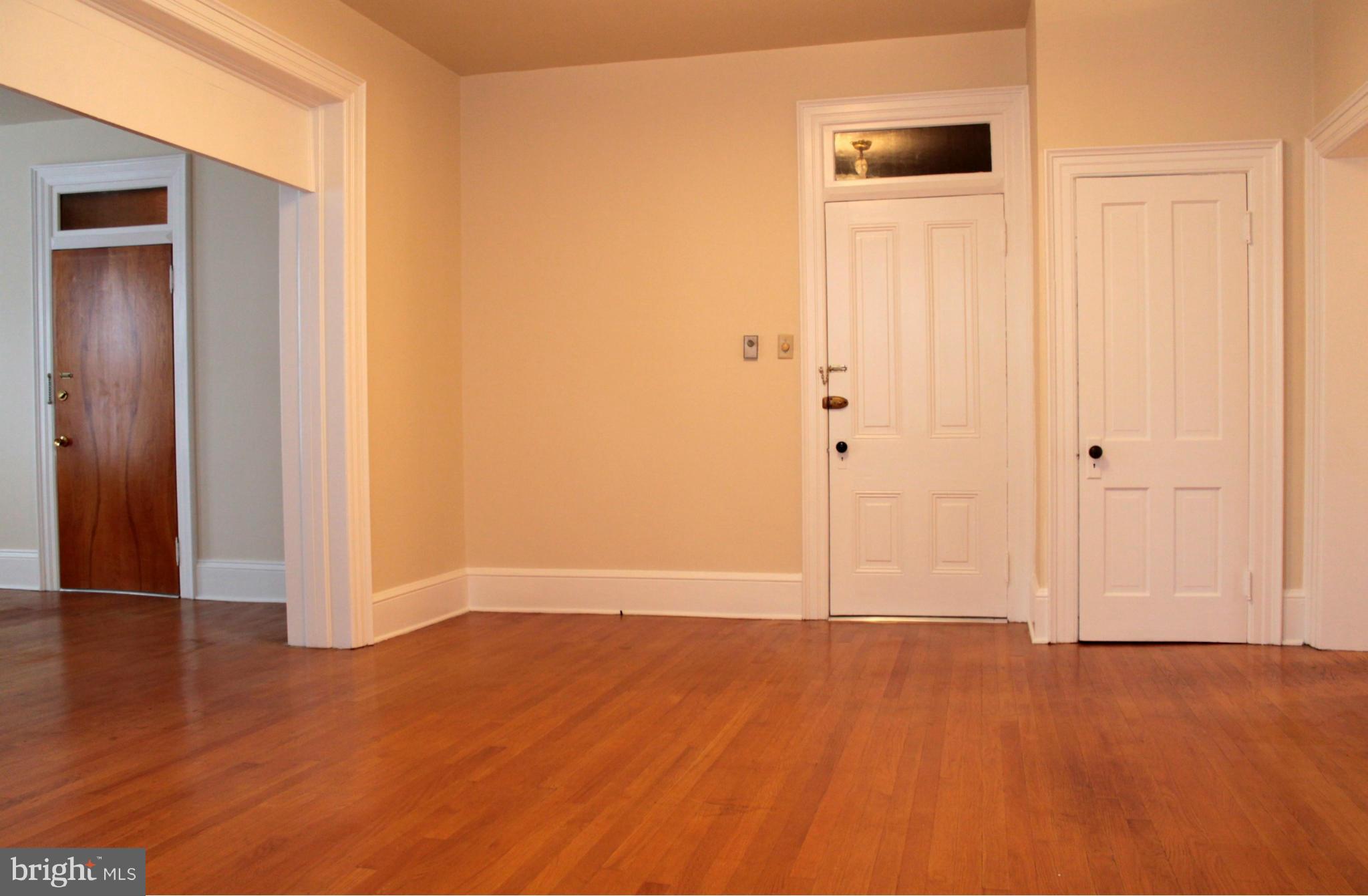 ARTS & ENTERTAINMENT DISTRICT - Residential Lease