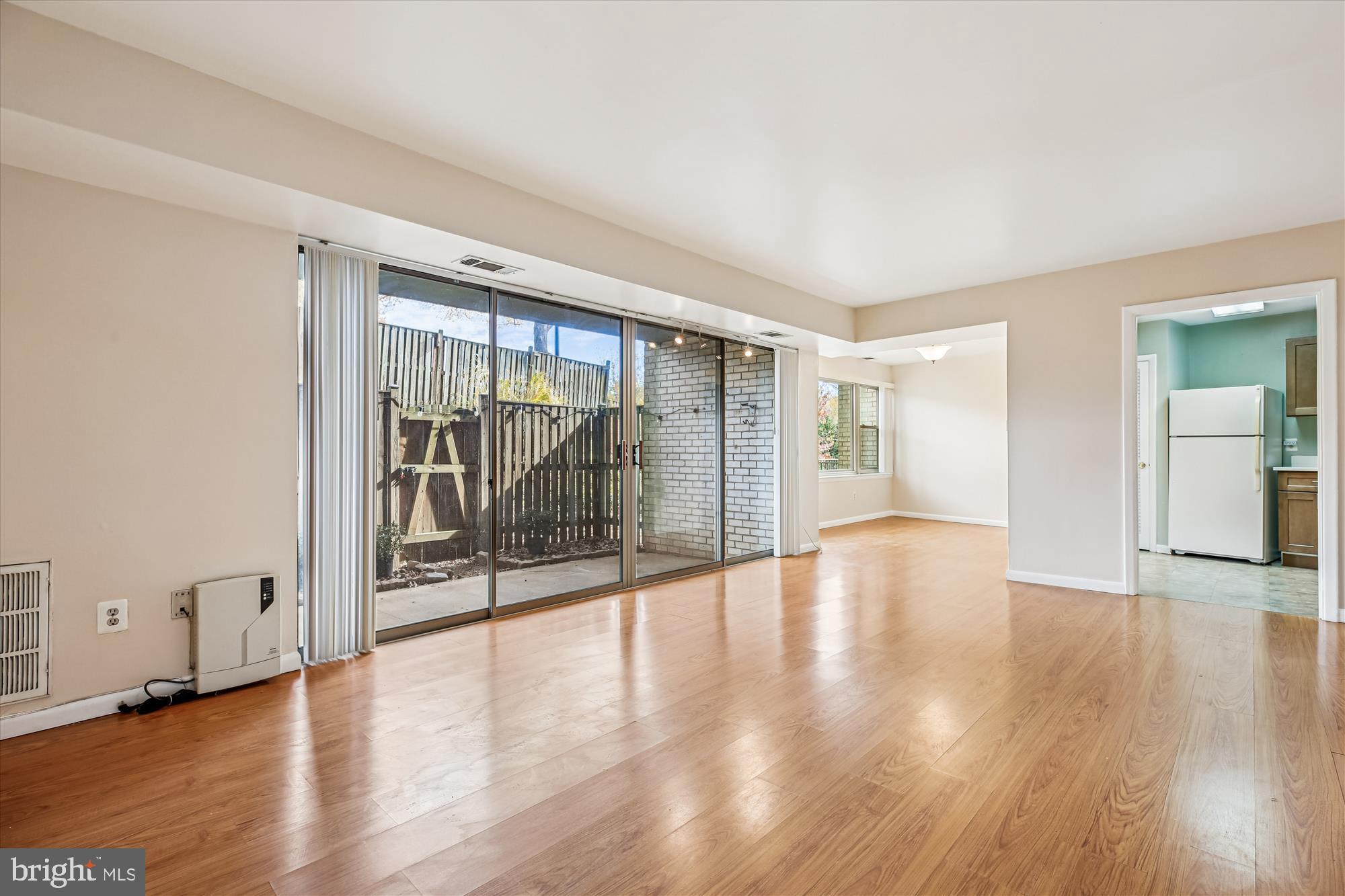 NORTH CRK PLACE - Residential