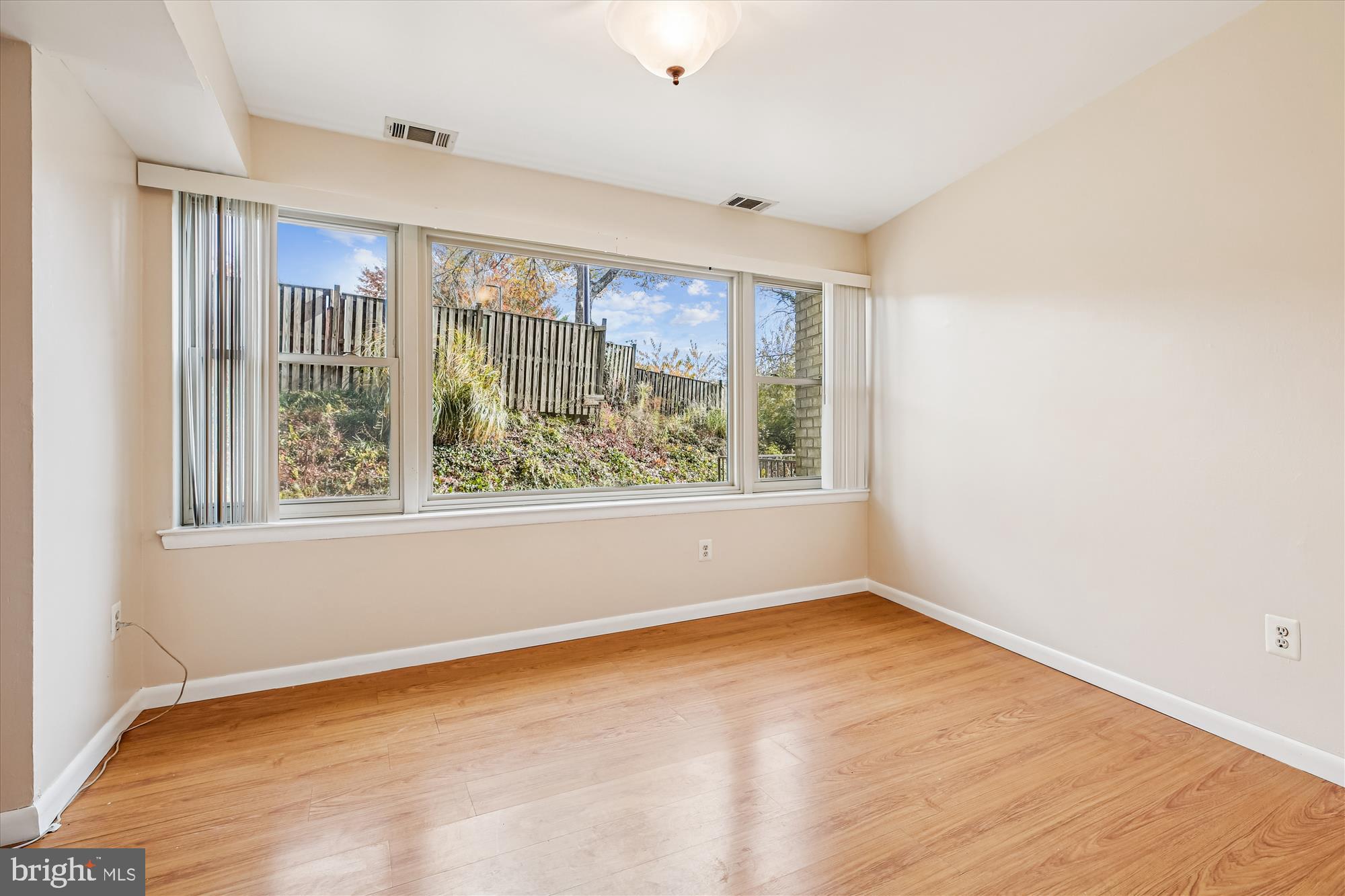 NORTH CRK PLACE - Residential