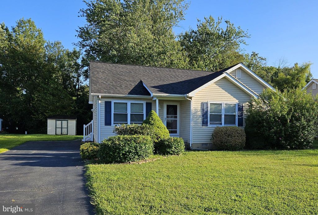 Photo of 458 Evelyndale Drive, DOVER, DE 19901 (MLS # DEKT2040604)
