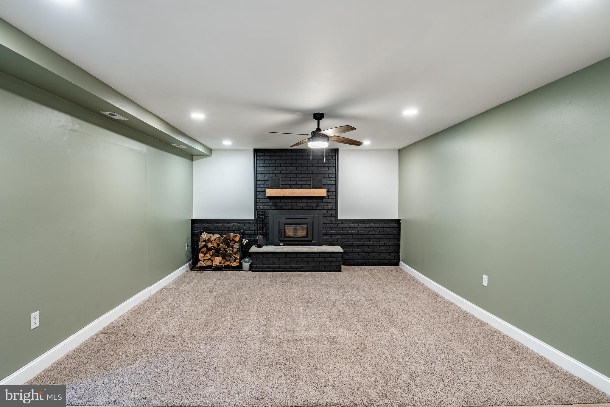 PELHAM GREEN - Residential