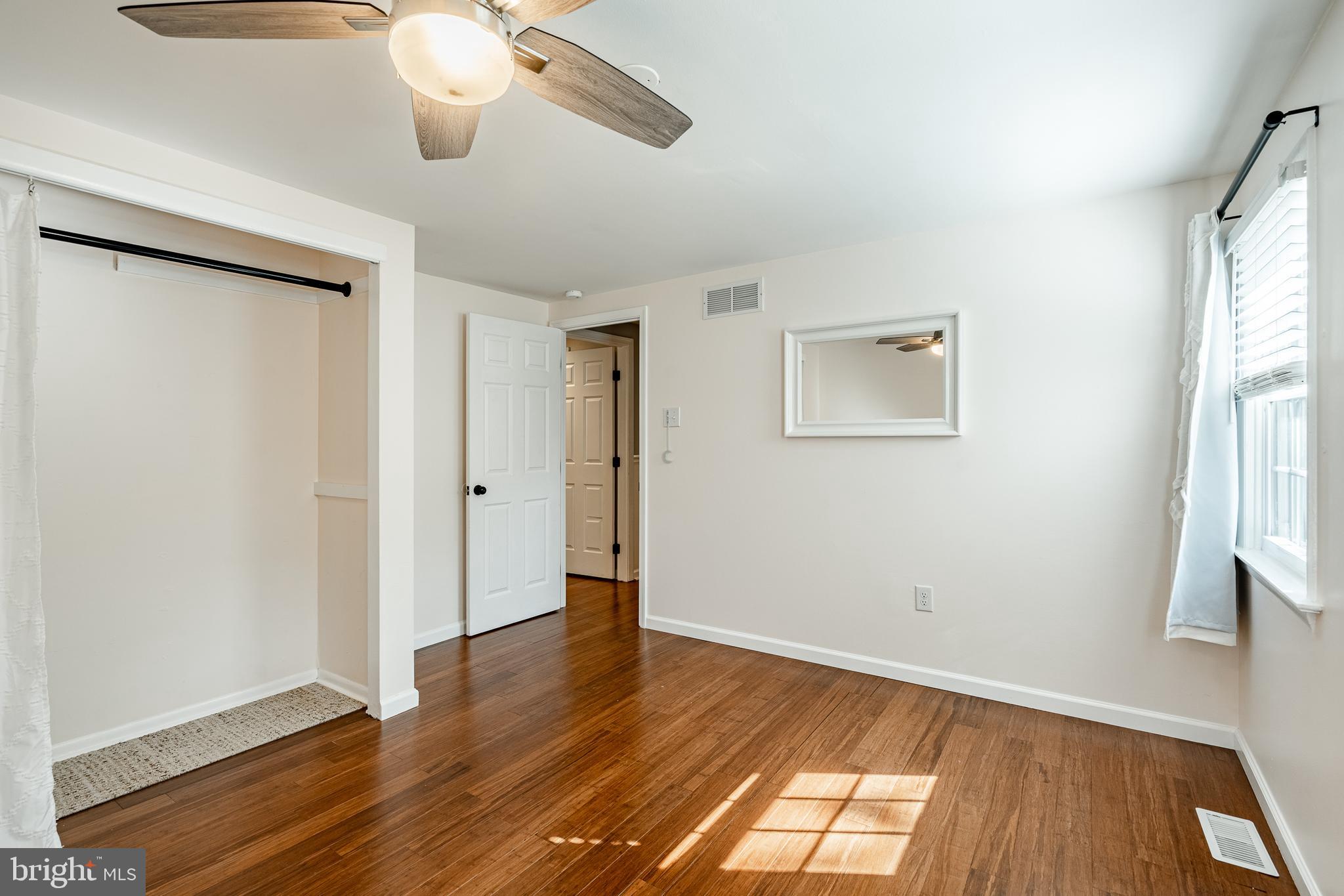 PELHAM GREEN - Residential