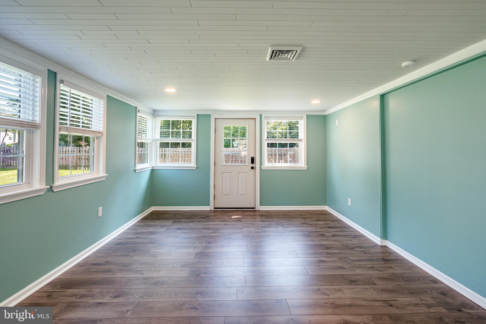 PELHAM GREEN - Residential