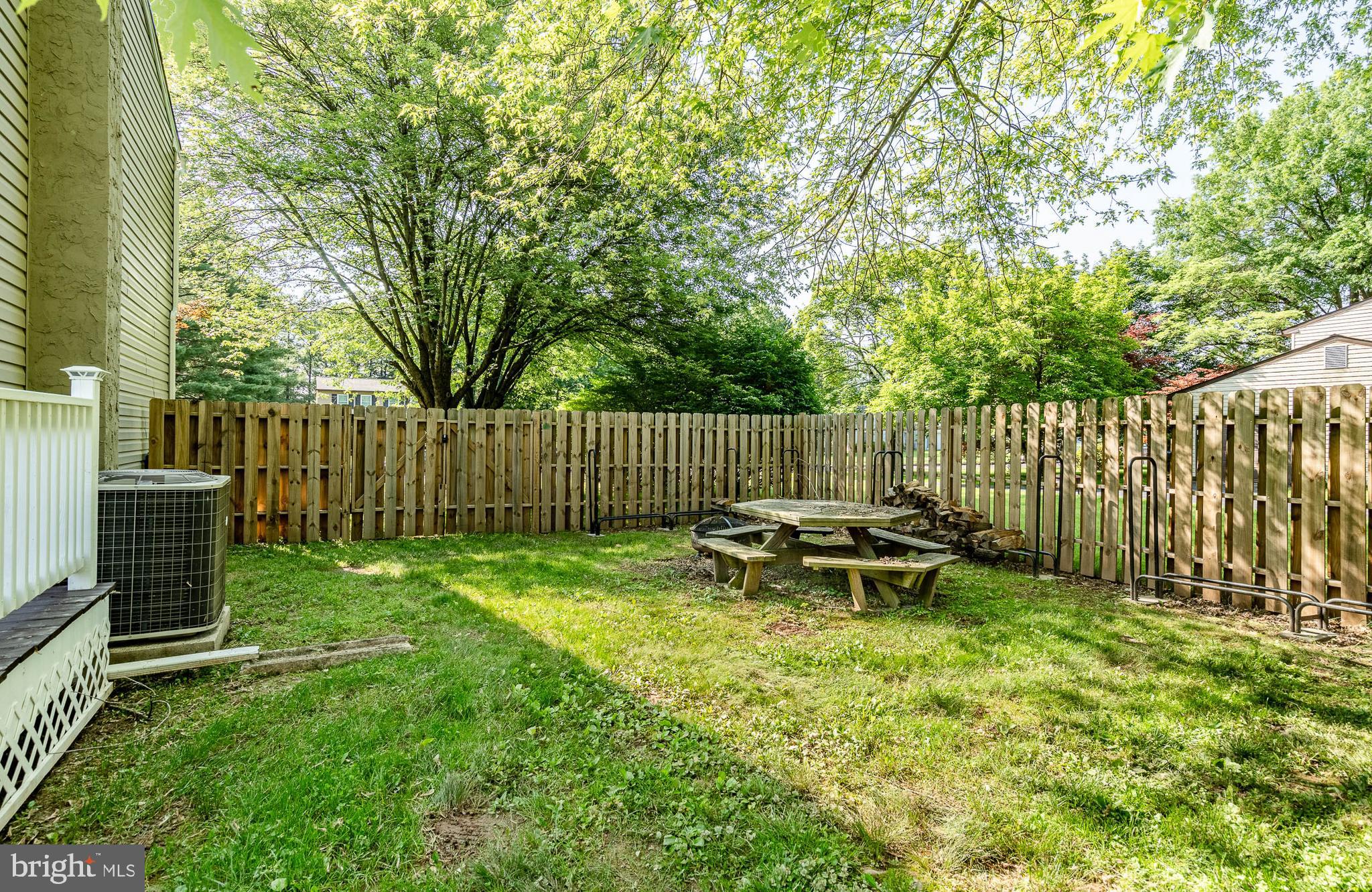 PELHAM GREEN - Residential