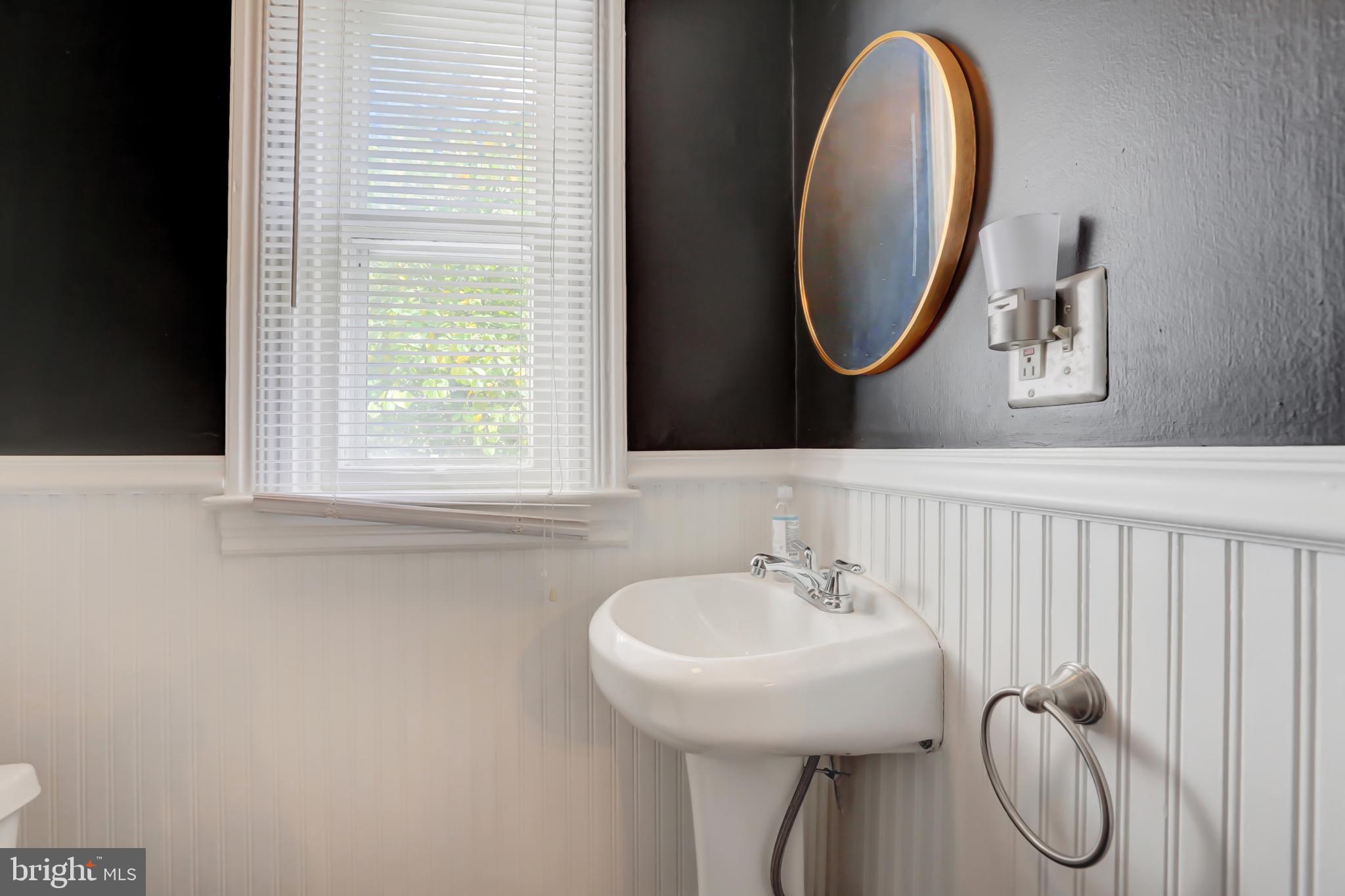 WEST END OF CITY - Residential