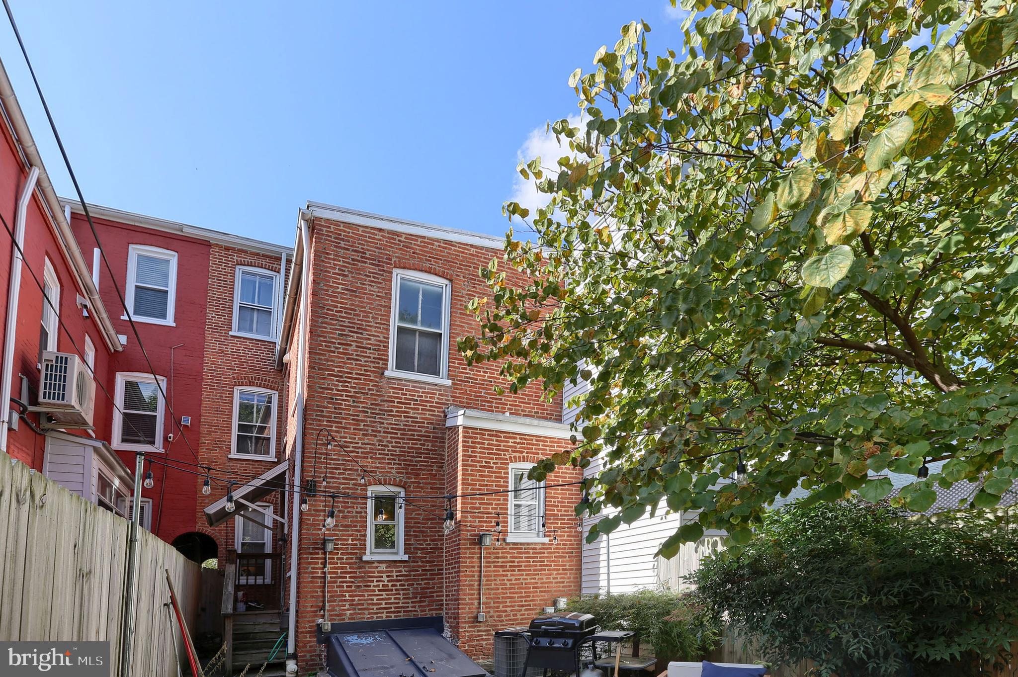 WEST END OF CITY - Residential