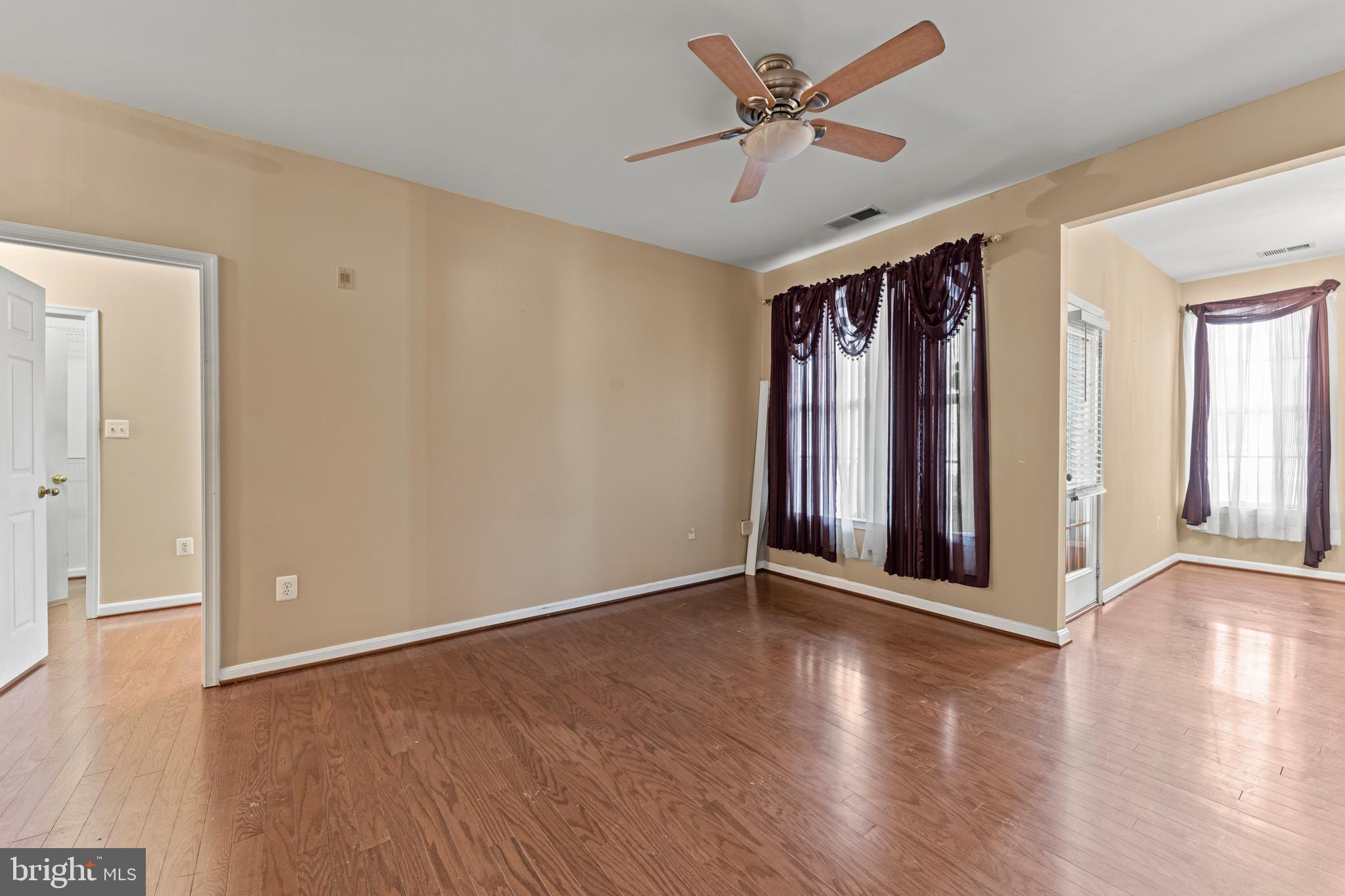 WOODLAND BOWIE - Residential