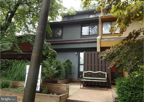 2172 CARTWRIGHT PLACE RESTON VA 20191