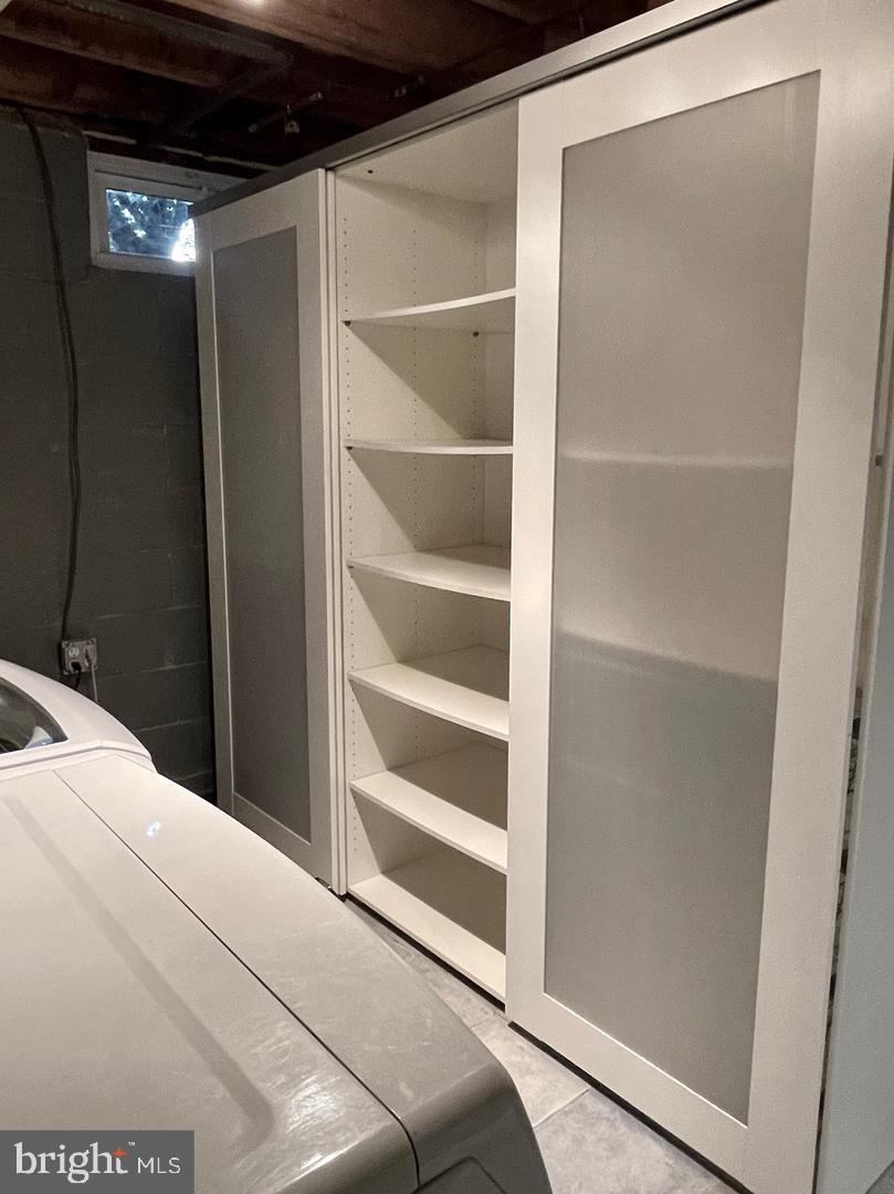 REGULARS - Residential