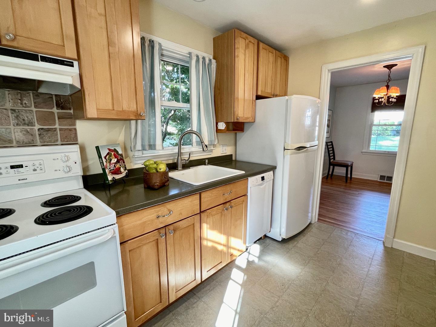 REGULARS - Residential