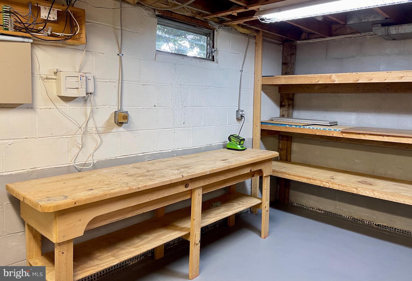 REGULARS - Residential