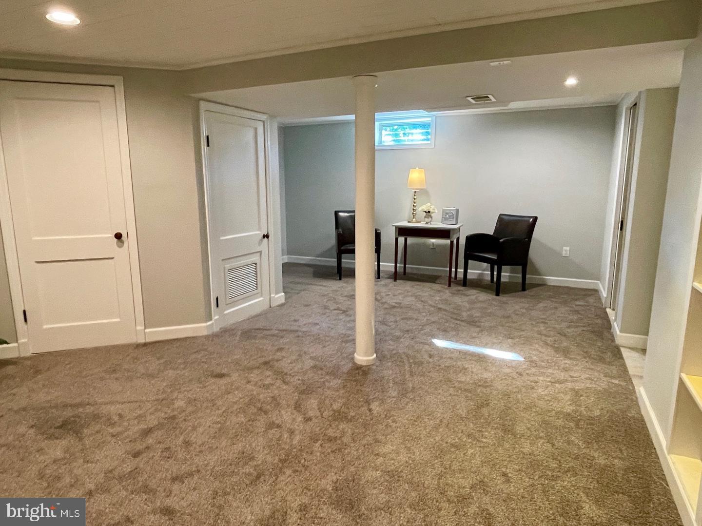 REGULARS - Residential