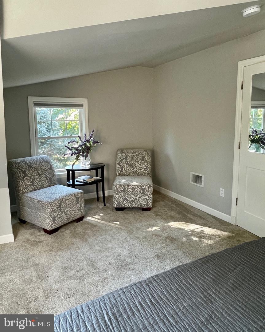 REGULARS - Residential