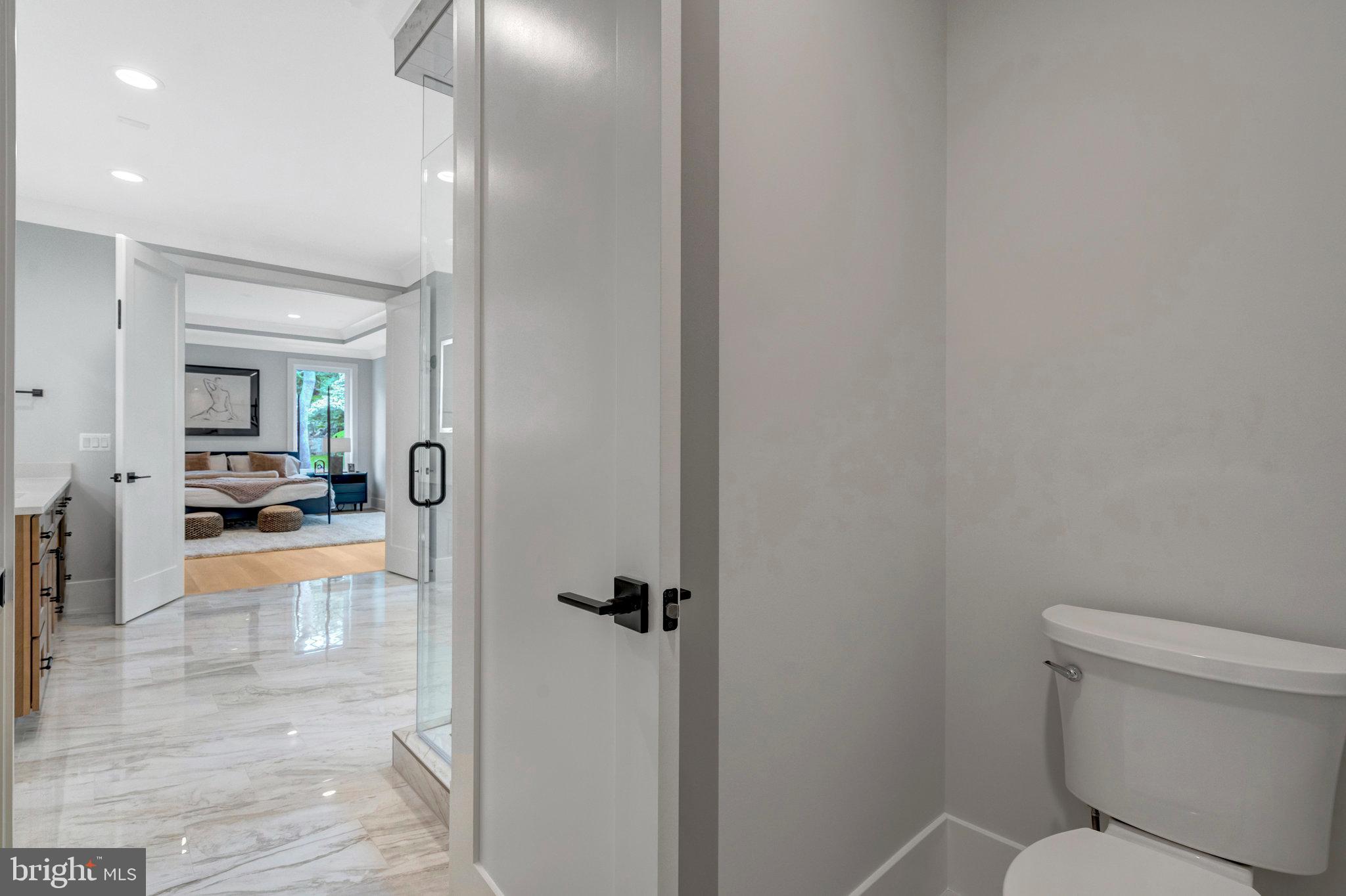 BROYHILL CREST - Residential