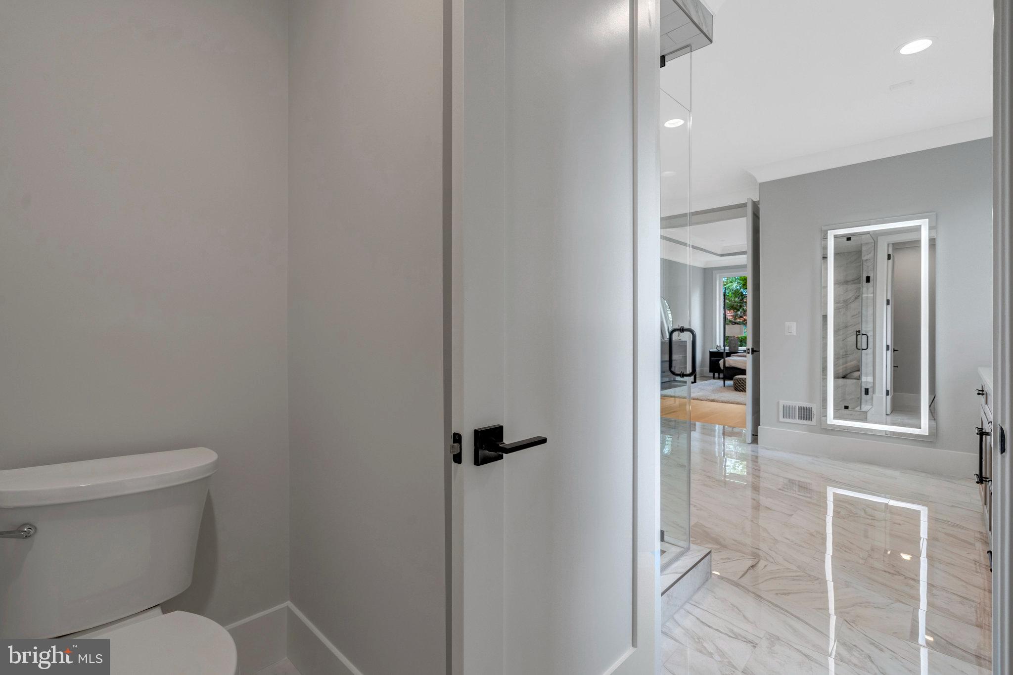 BROYHILL CREST - Residential