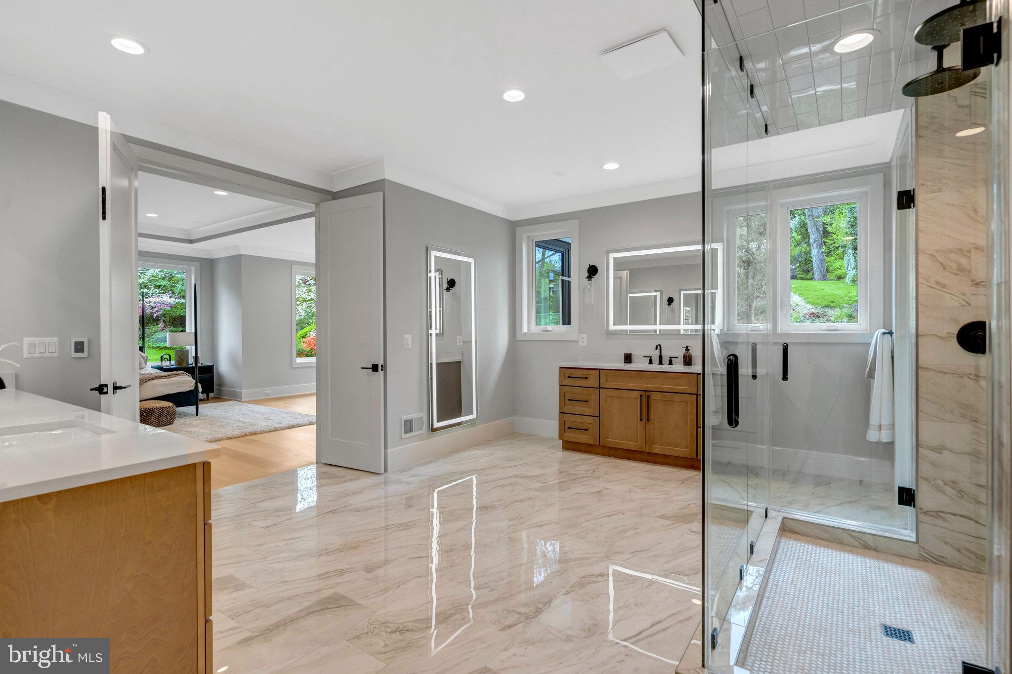 BROYHILL CREST - Residential