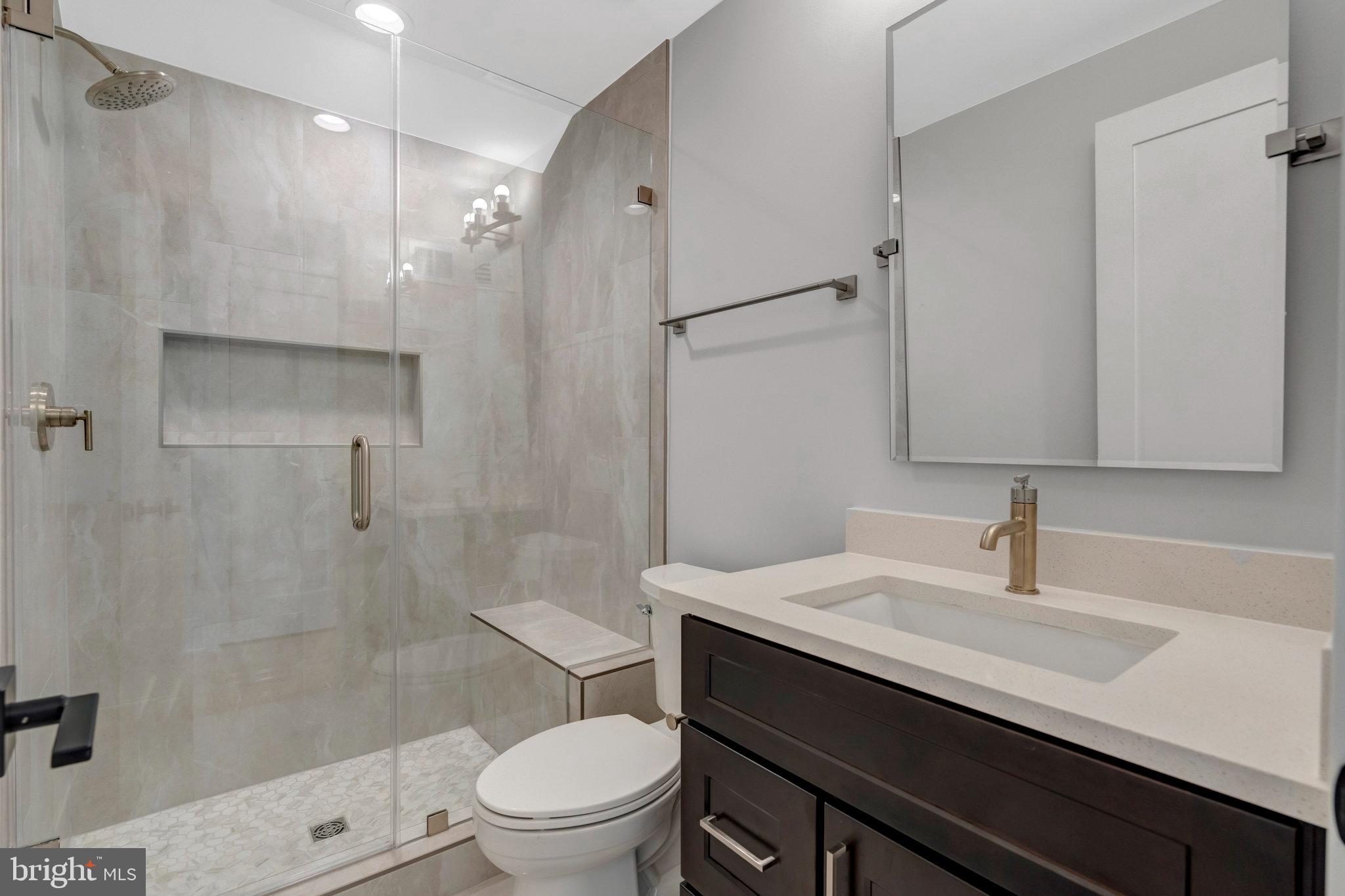 BROYHILL CREST - Residential