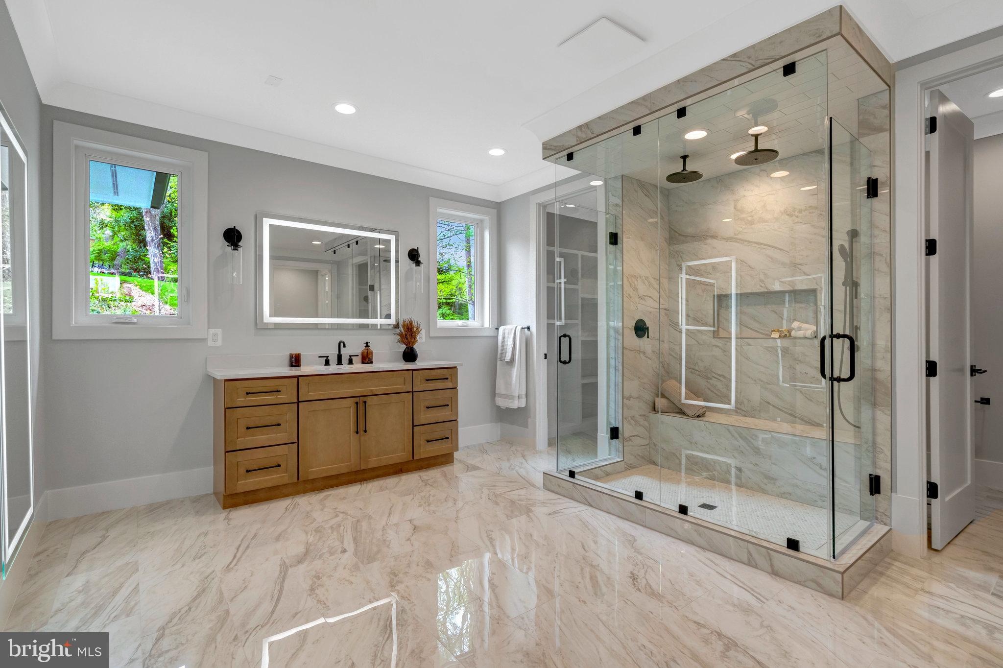 BROYHILL CREST - Residential