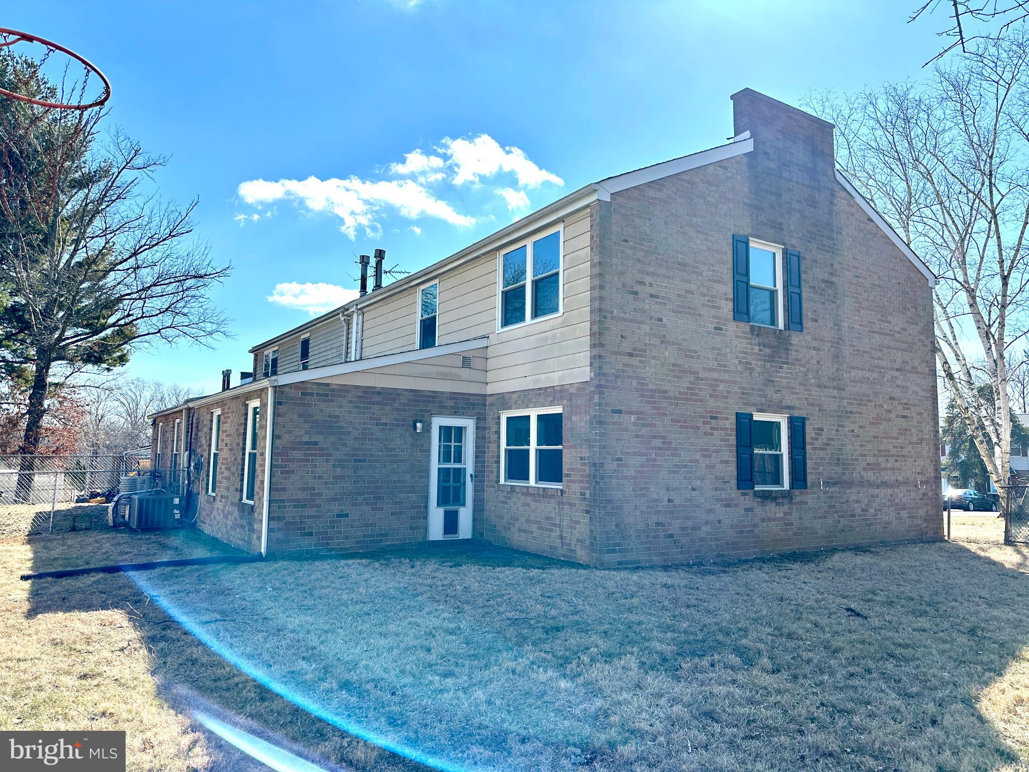 NESHAMINY VALLEY - Residential