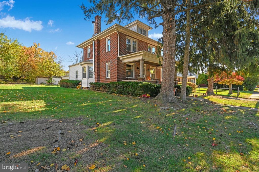 Photo of 437 Jefferson Street, READING, PA 19605 (MLS # PABK2065166)