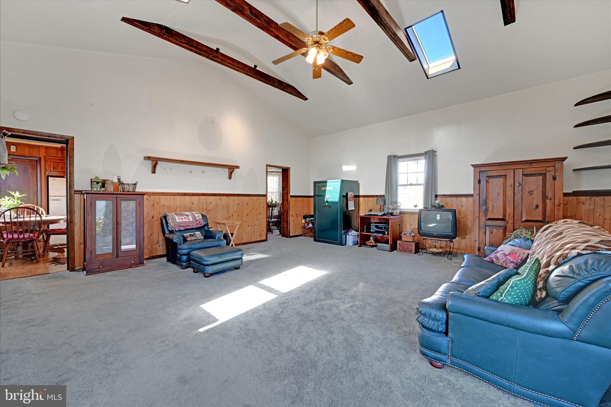 HYDE PARK - Residential