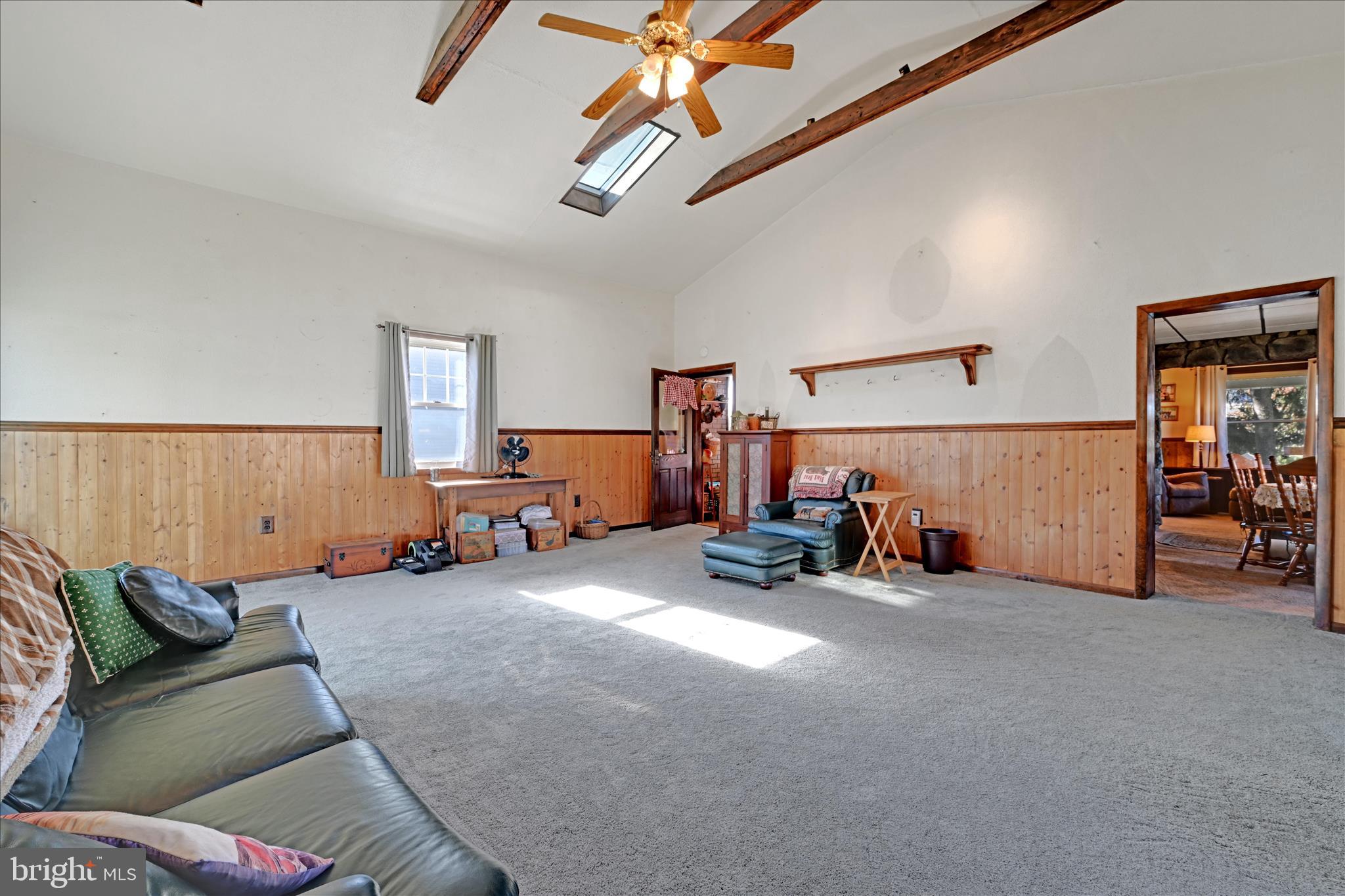 HYDE PARK - Residential