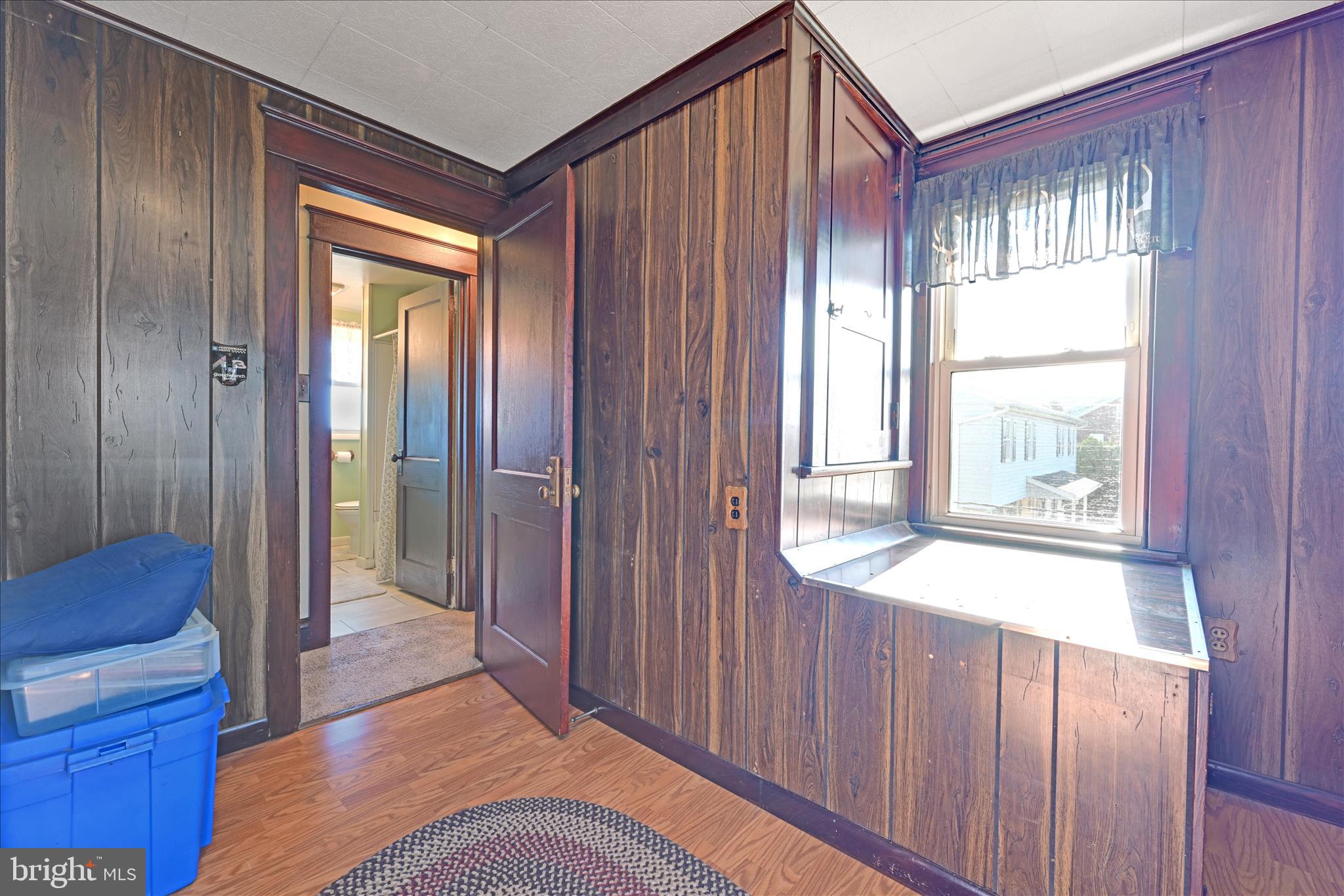 HYDE PARK - Residential