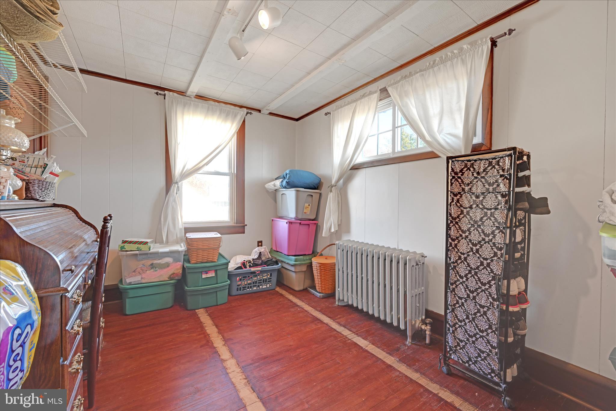 HYDE PARK - Residential