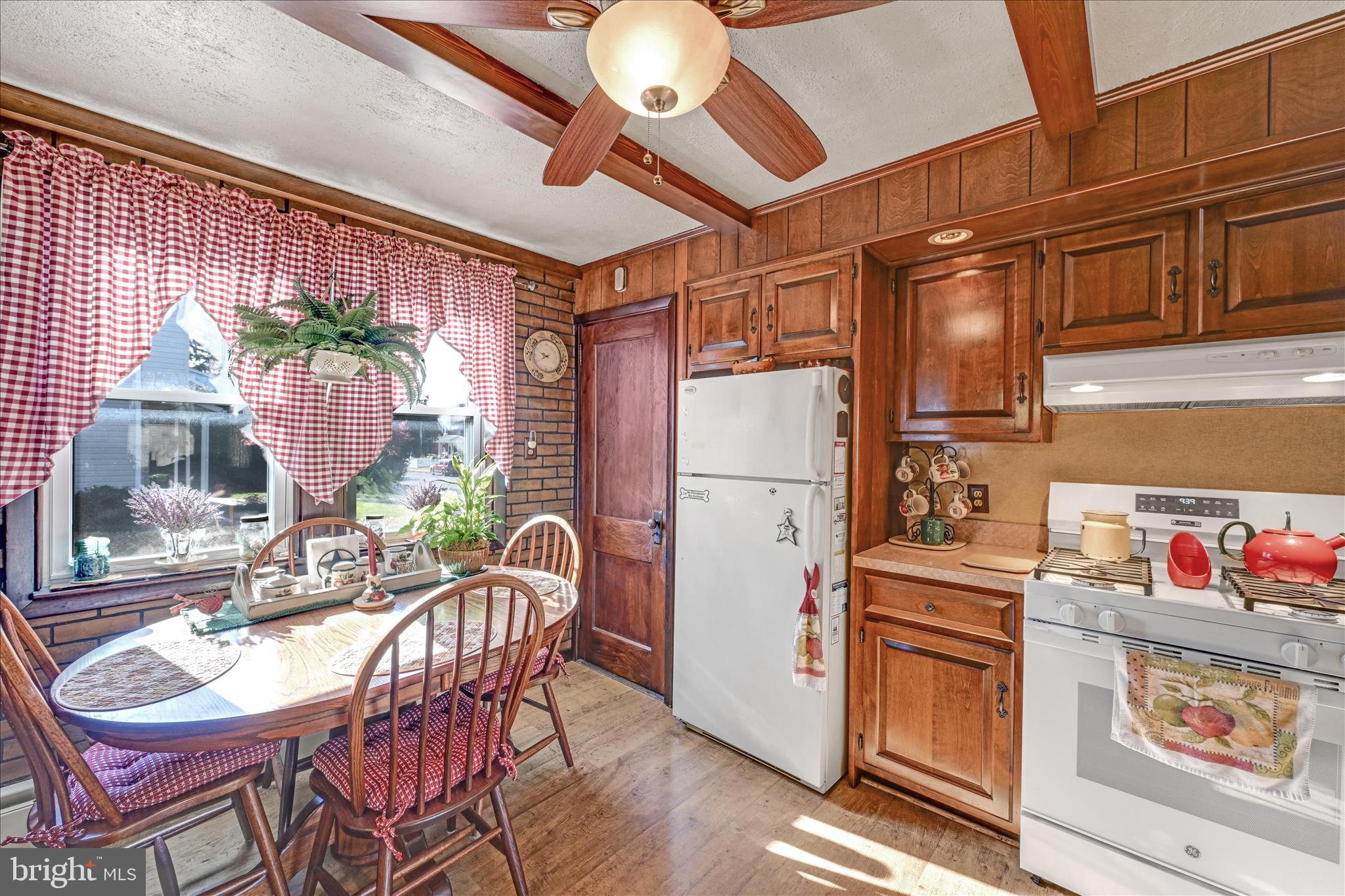 HYDE PARK - Residential