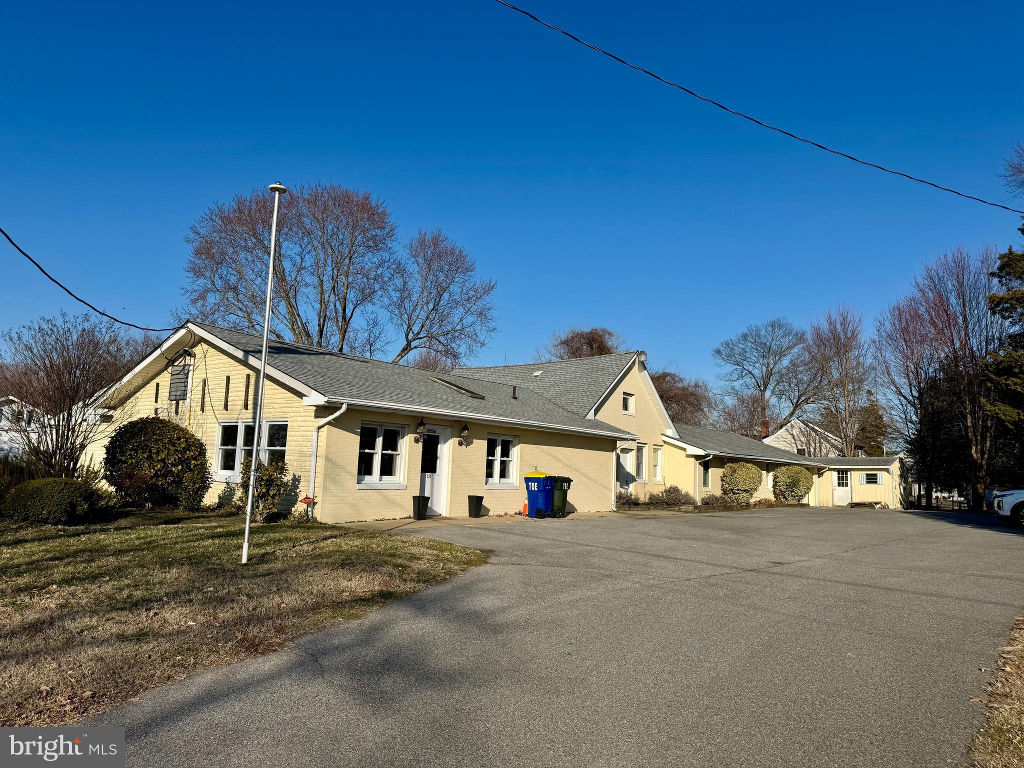 Commercial property for Sale in Easton MD. 320 Glebe Road is improved with a Veterinary Clinic built in 1957, block construction, newer roof, black top drive to the entry and gravel drive to more parking and delivery area. 3 zones for air including front, kennels and back rooms with oil-fired hydronic heat.
Existing lot lines are being reconfigured to straighten the entry and common boundary with family-owned property. Revised lot size .47 acres.
Property offered is subject to successful 1031 Exchange which includes the sale of the Residential Parcel offered for $110,500 next door.