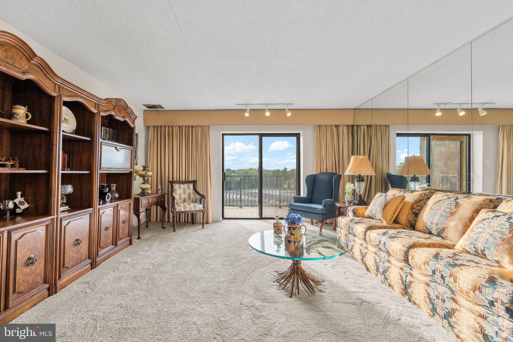 10611 VALLEY FORGE CIRCLE 611